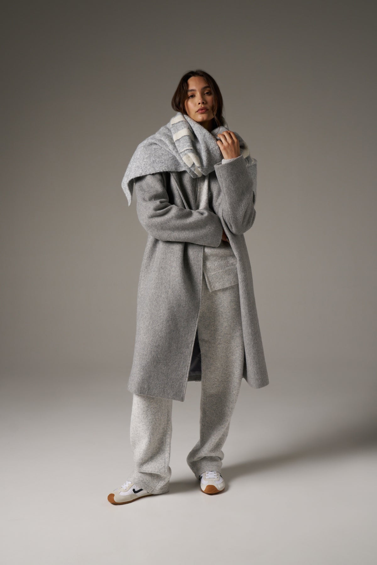COPYRIGHT KNIT SCARF - GREY MARL