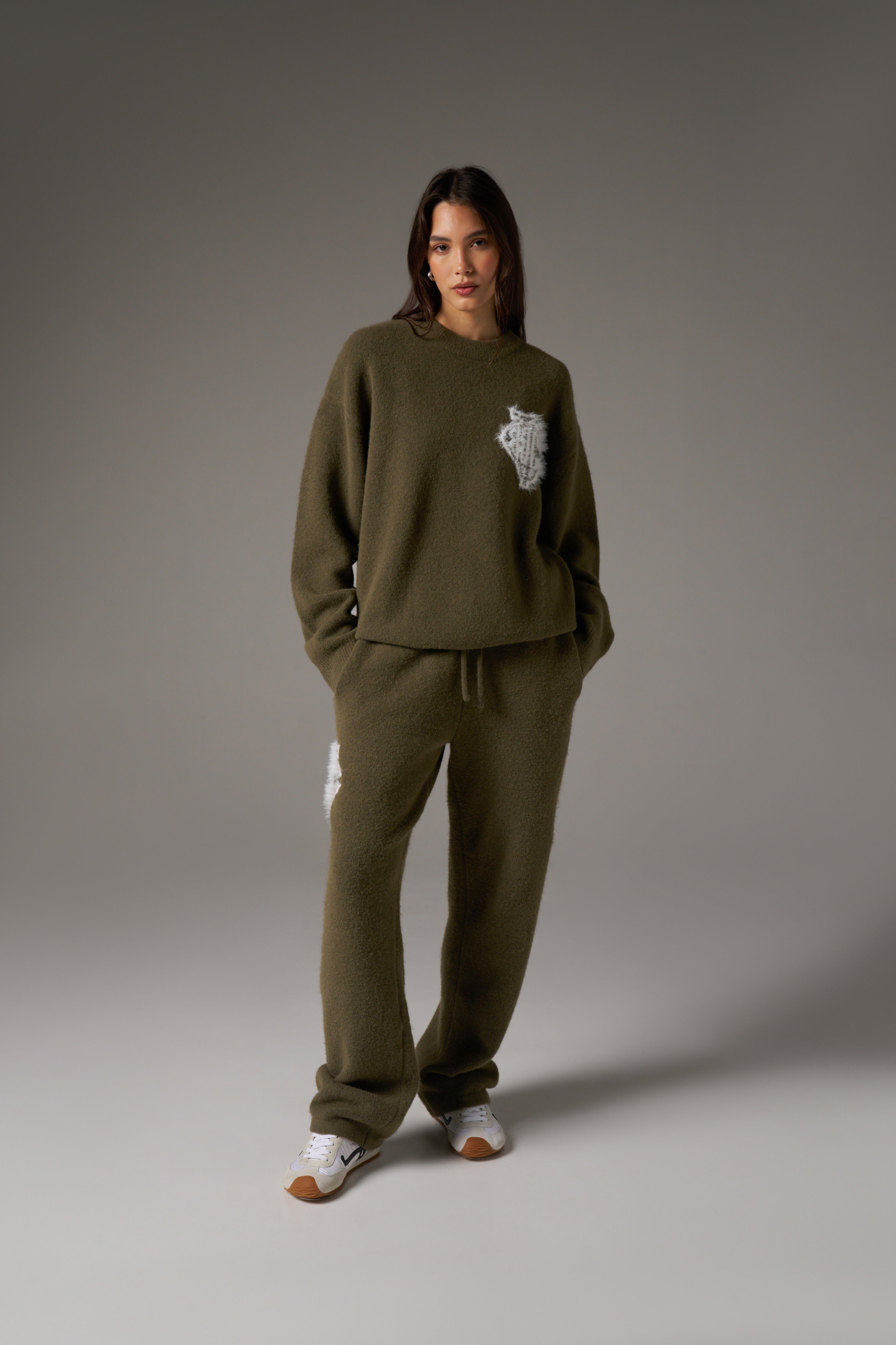 MONOGRAM FLUFFY KNIT JOGGERS - KHAKI