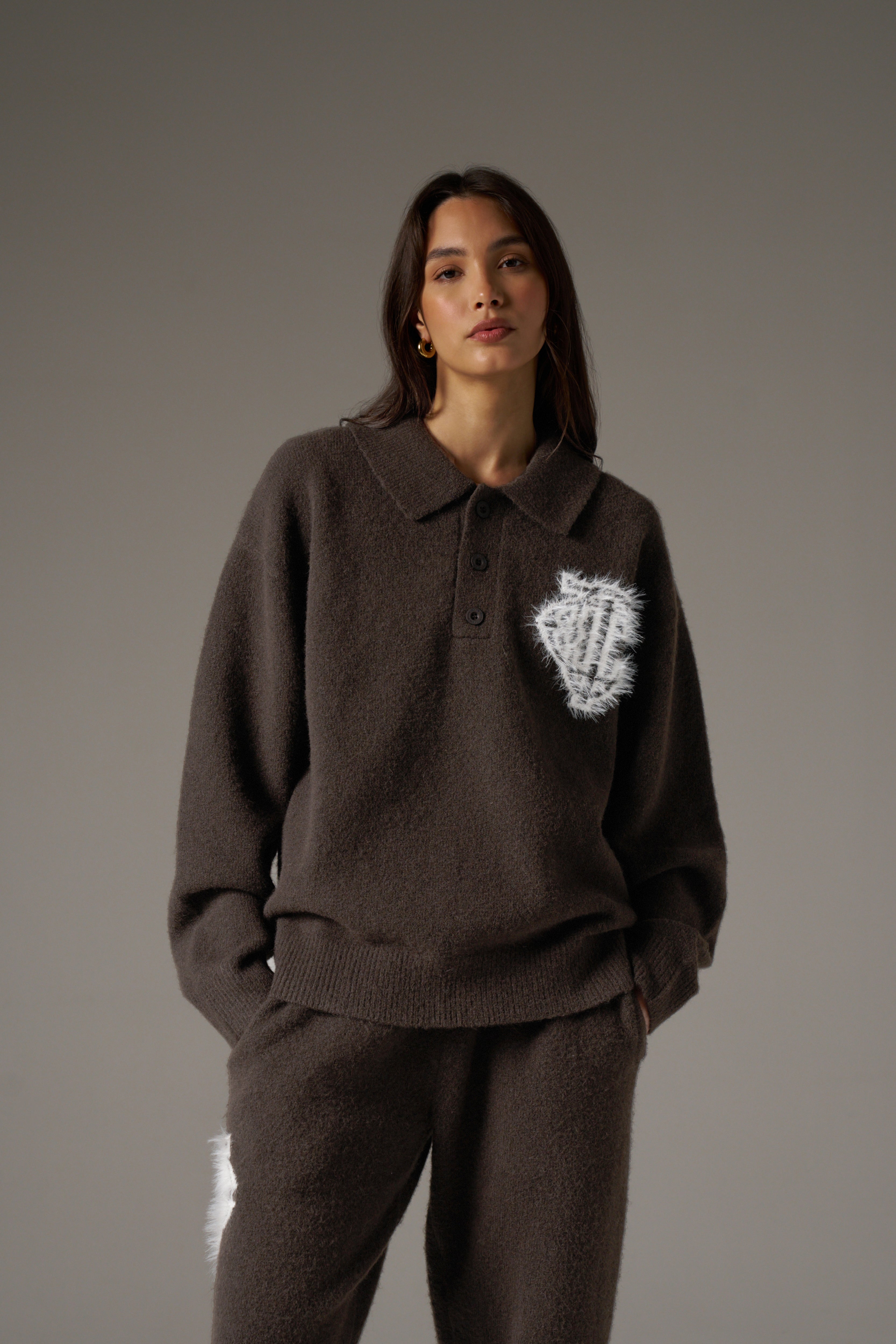 MONOGRAM FLUFFY KNIT POLO - BROWN