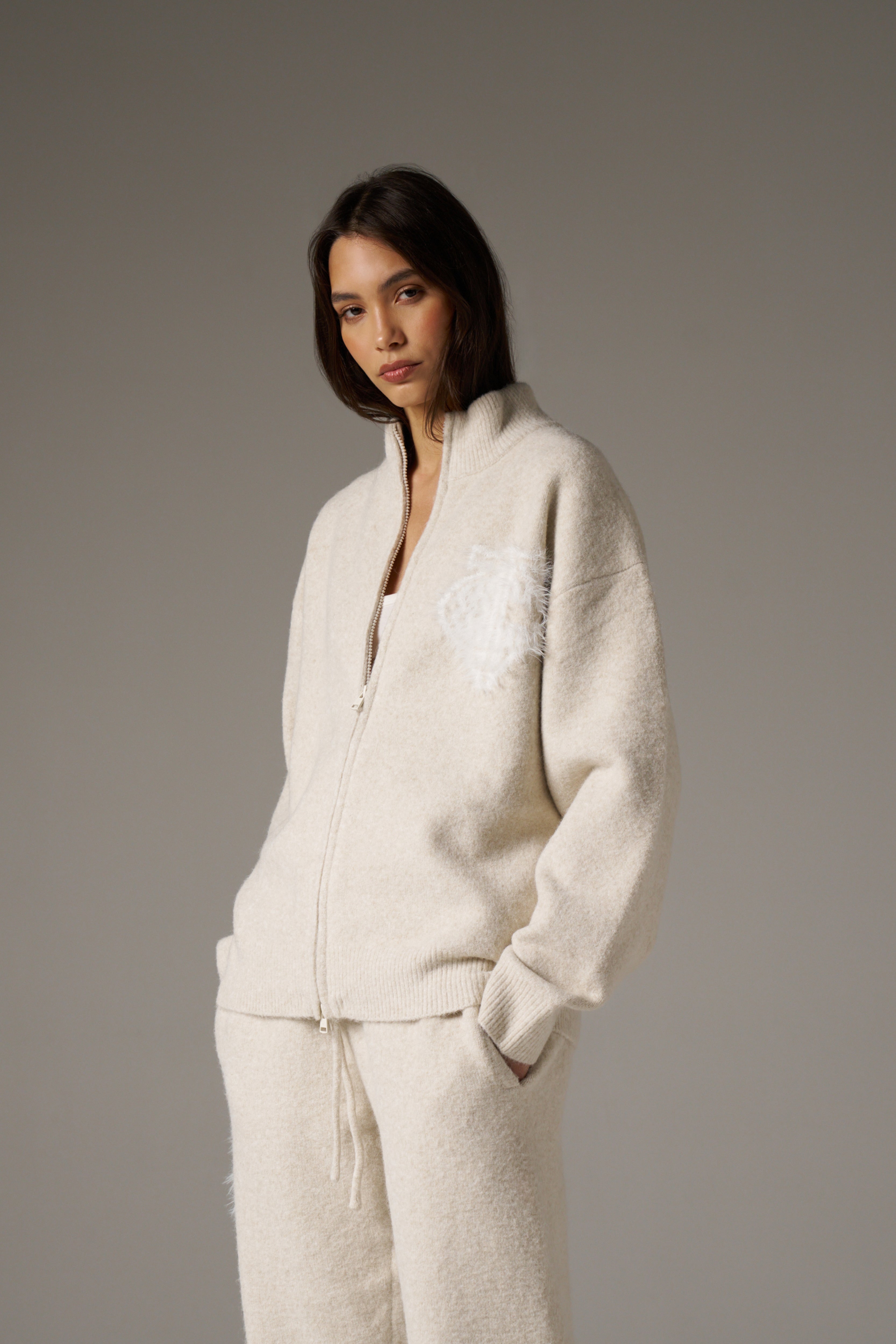 MONOGRAM FLUFFY KNIT ZIP THROUGH - BEIGE