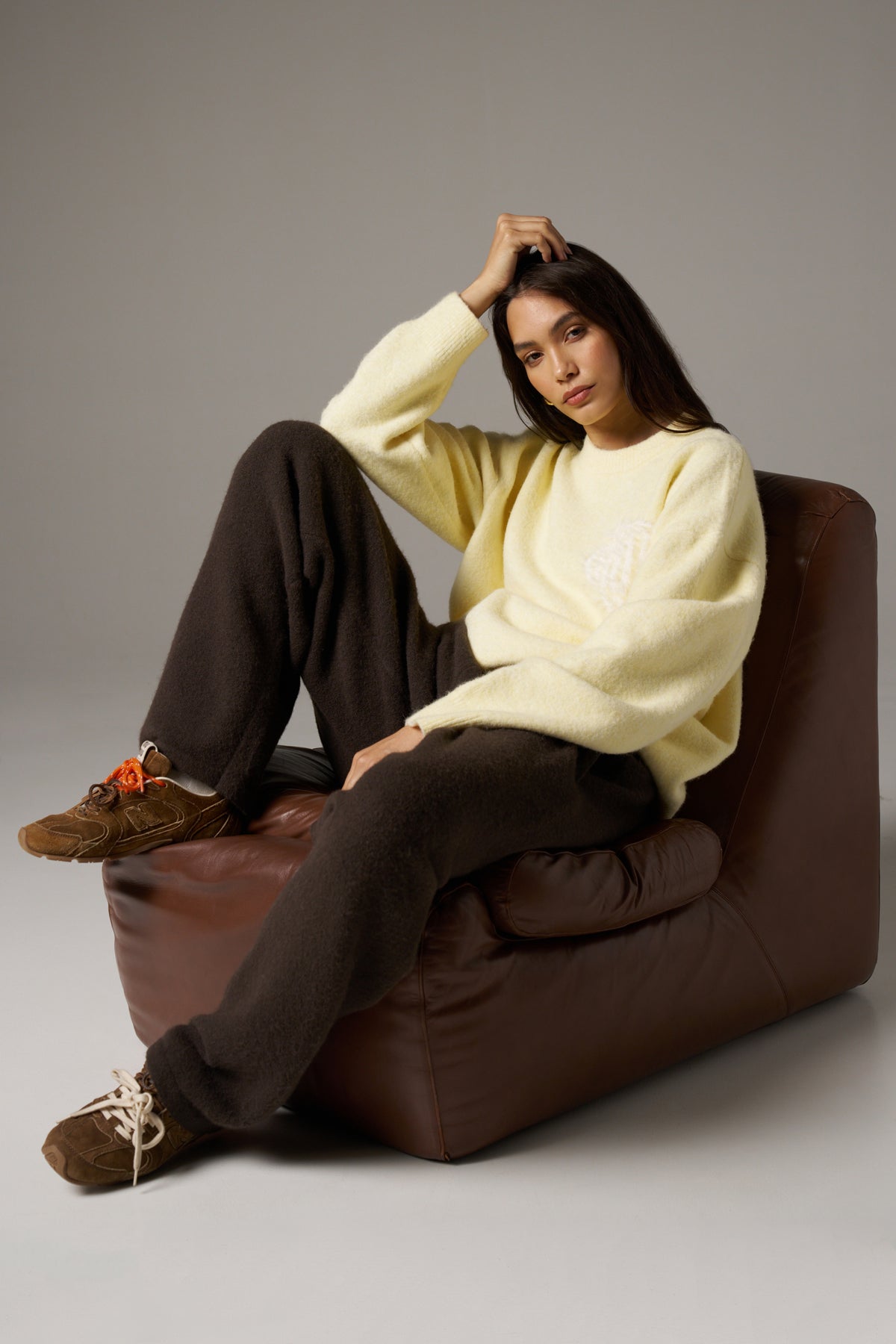MONOGRAM FLUFFY KNIT CREW - YELLOW