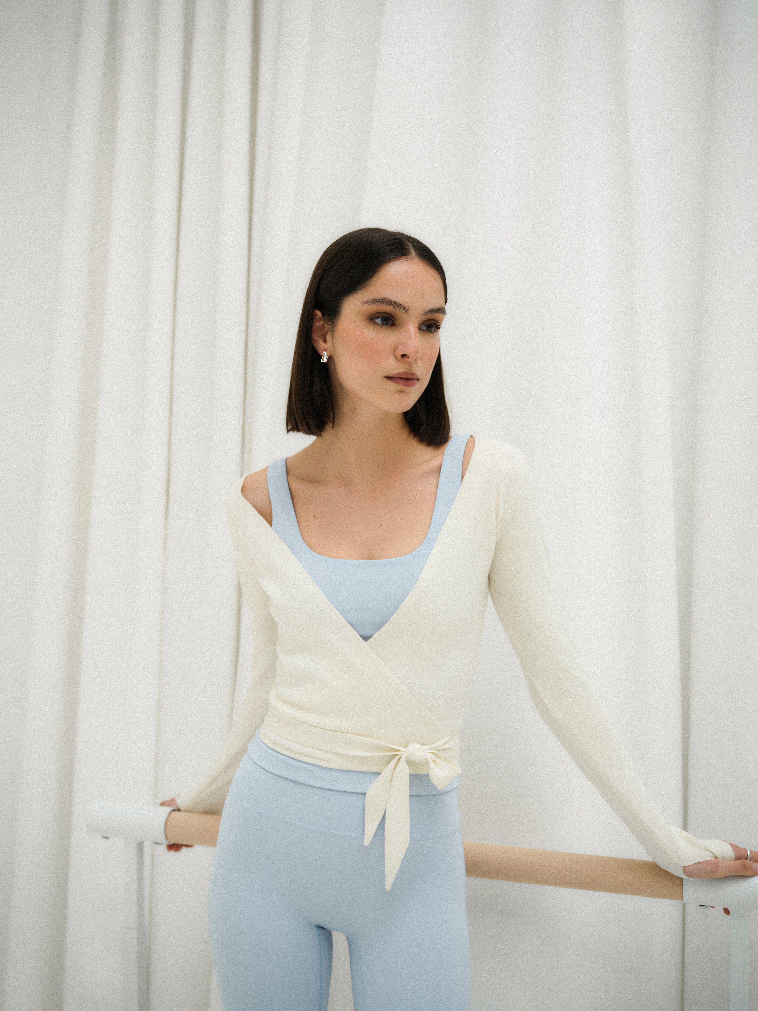 WRAP AROUND KNIT CARDIGAN - OFF WHITE