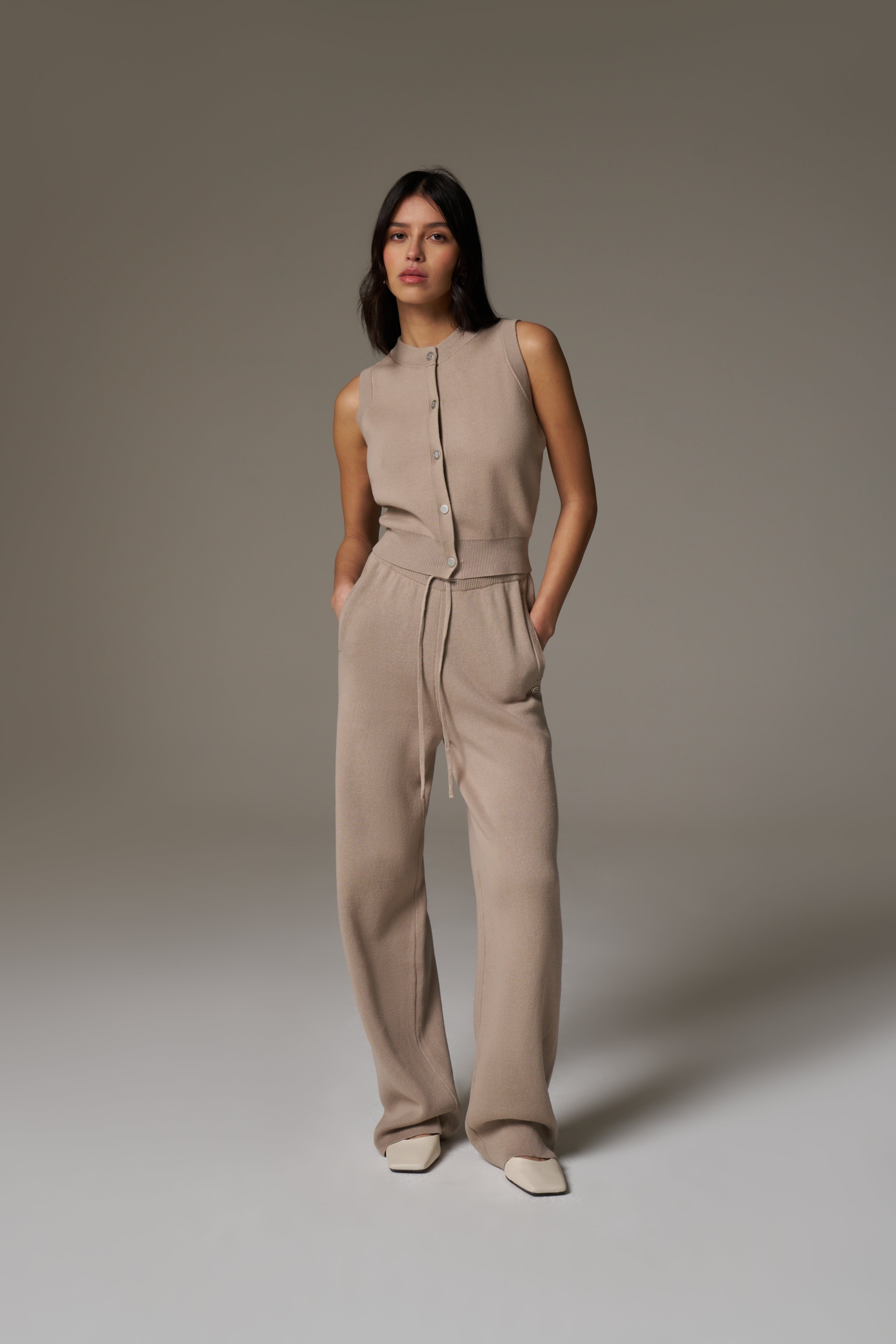 KNIT BUTTON THROUGH TOP - BEIGE