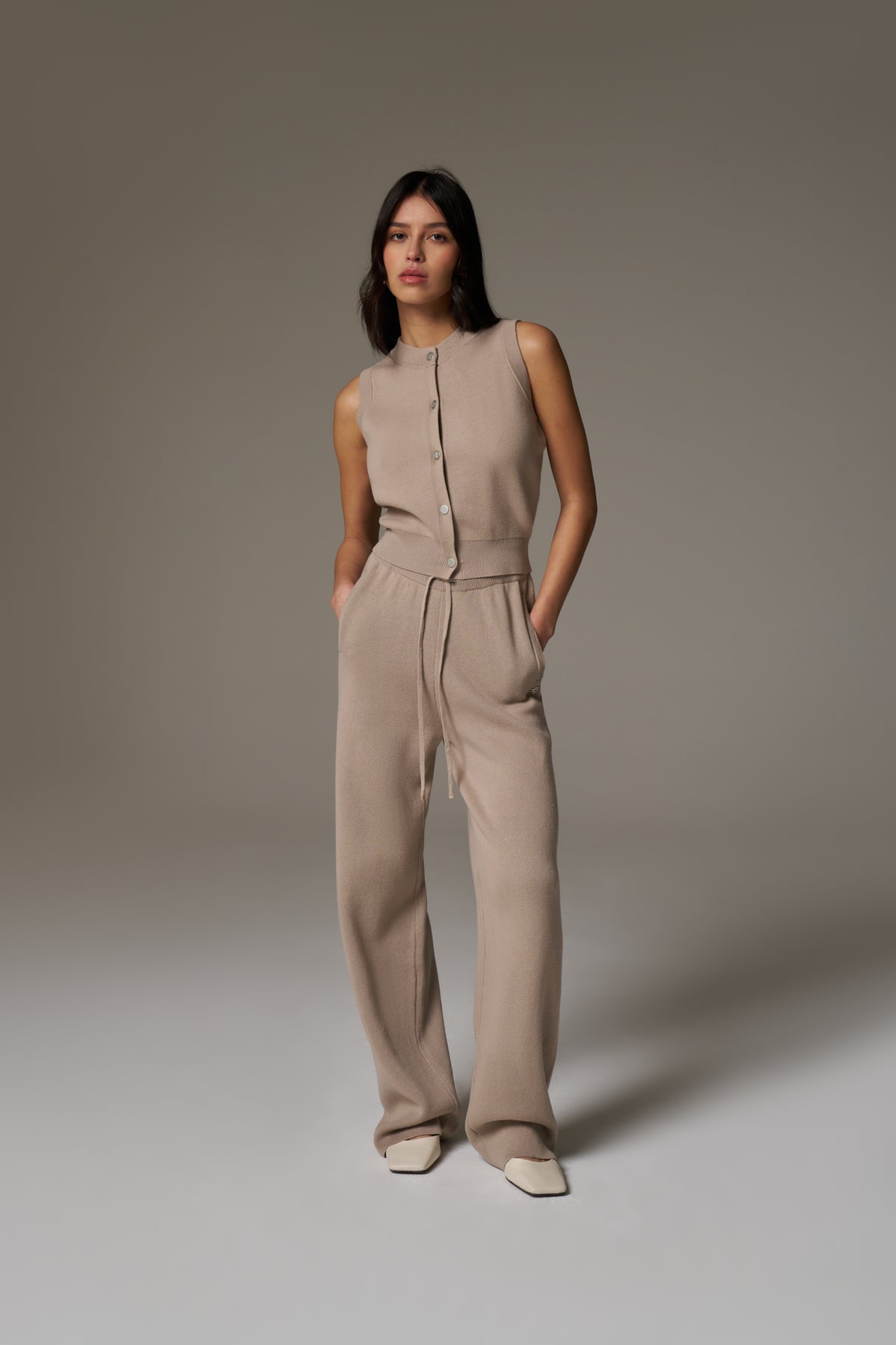 KNITTED RELAXED JOGGERS - BEIGE