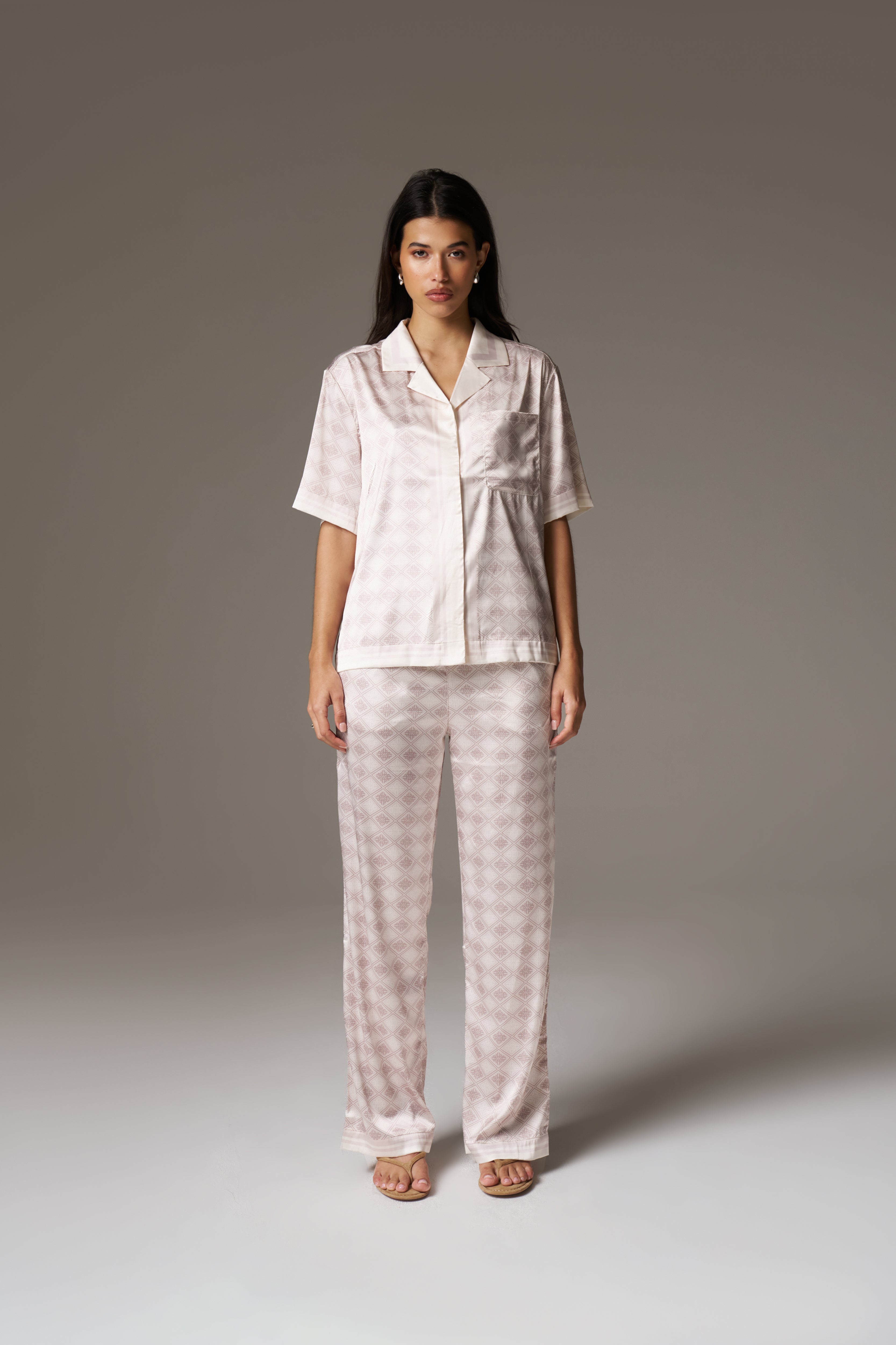 EMBLEM PRINT WIDE LEG TROUSERS - BEIGE