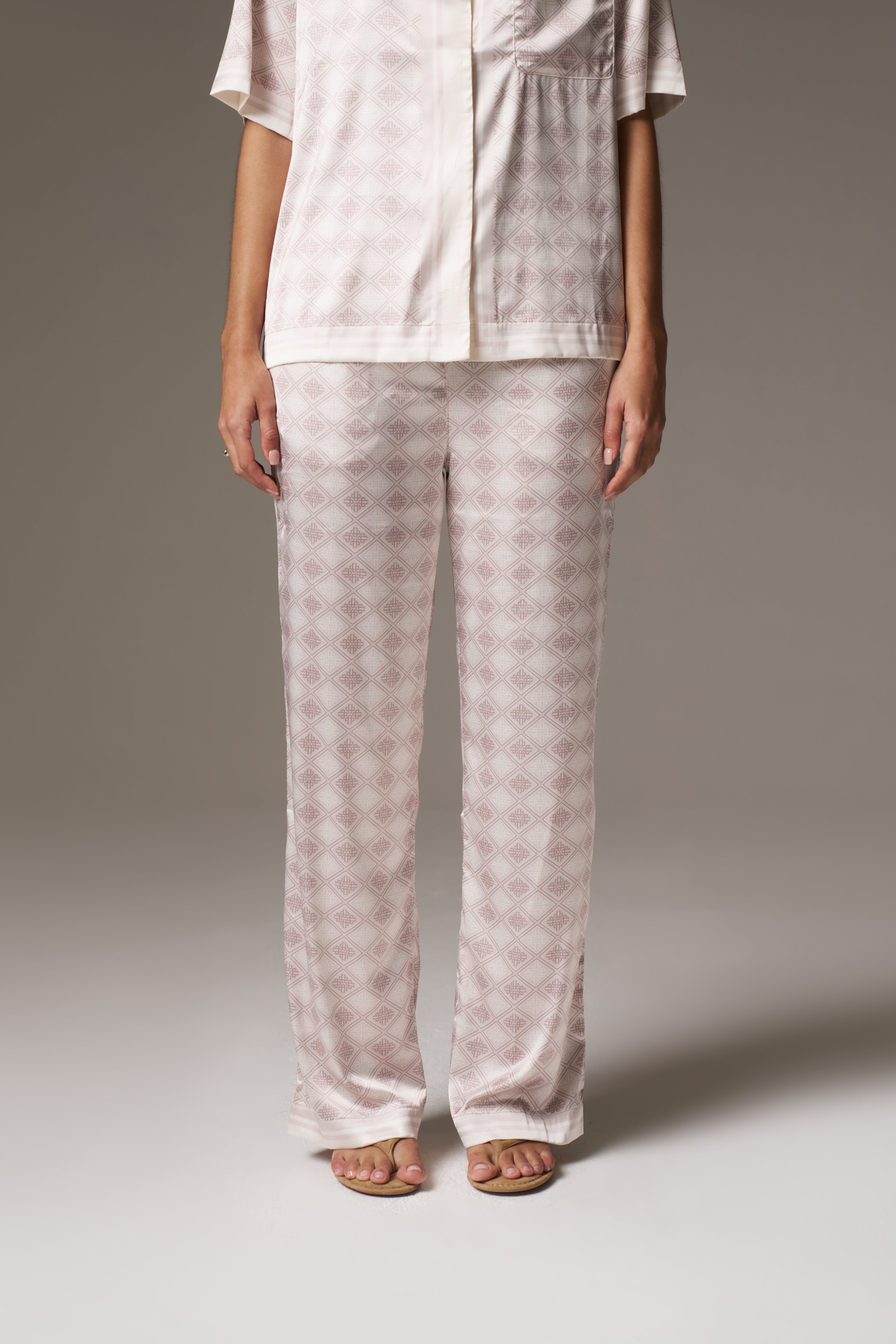 EMBLEM PRINT WIDE LEG TROUSERS - BEIGE