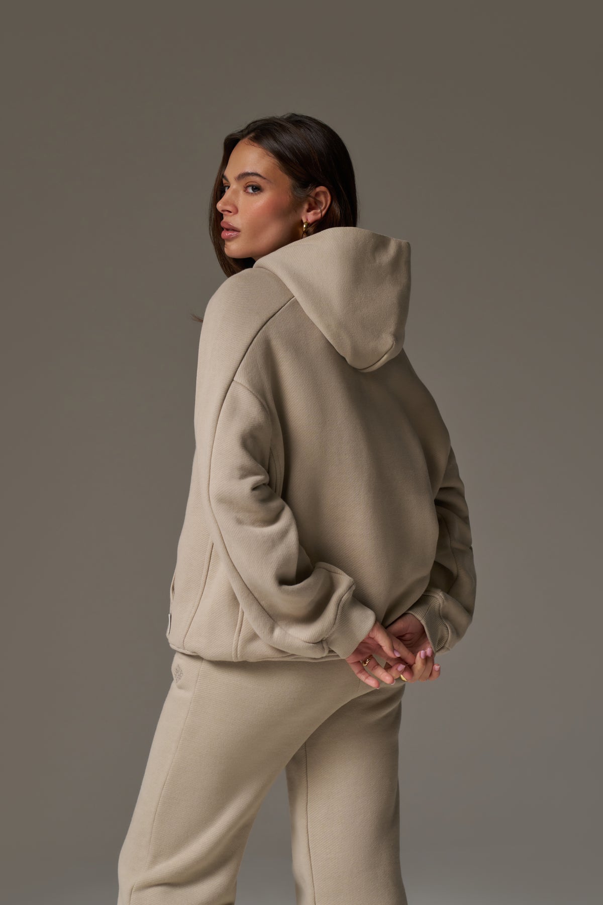 LAUNDERED CLASSICS SEAM DETAIL HOODIE - BEIGE