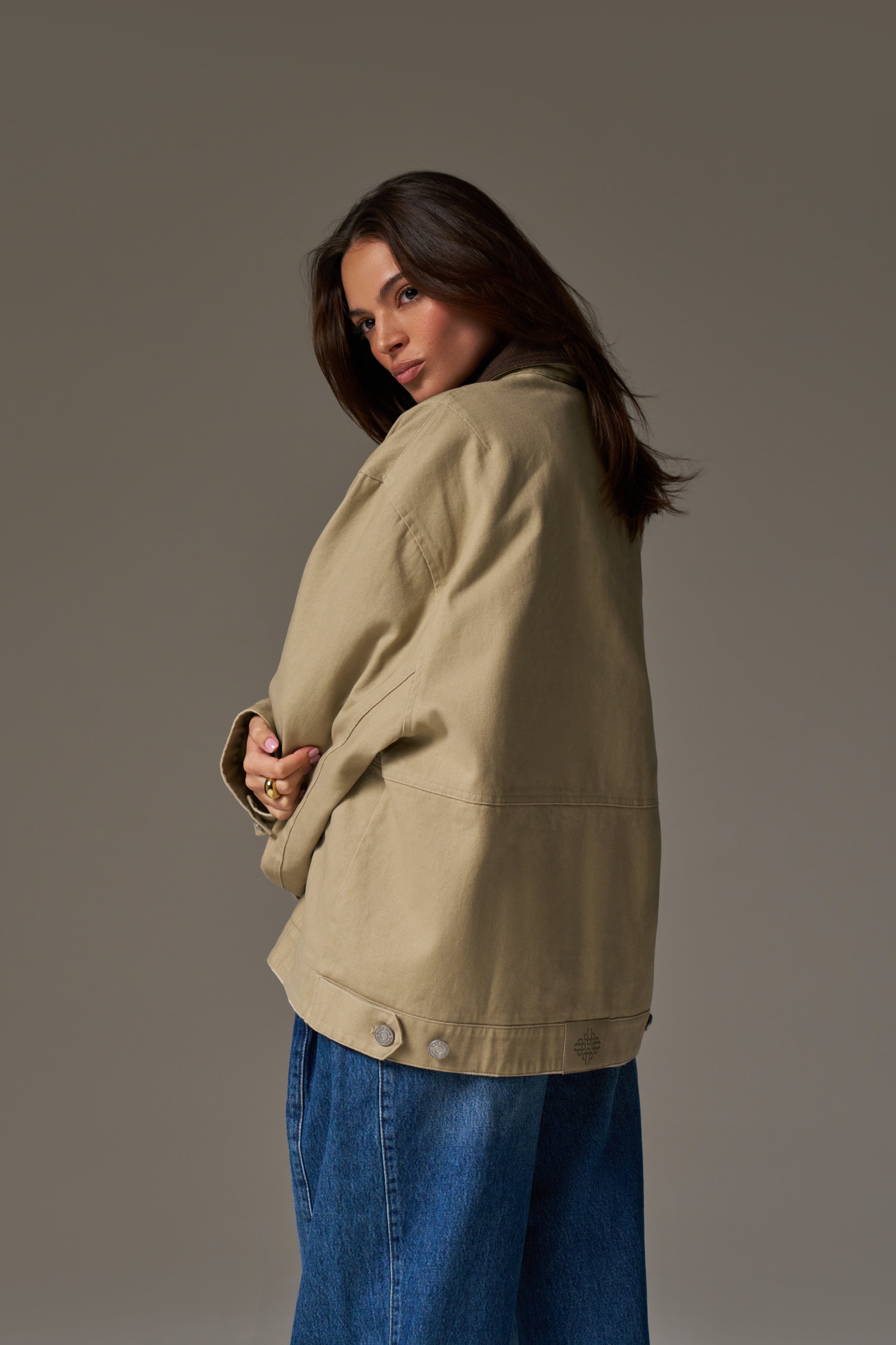 TWILL CONTRAST COLLAR JACKET - BEIGE