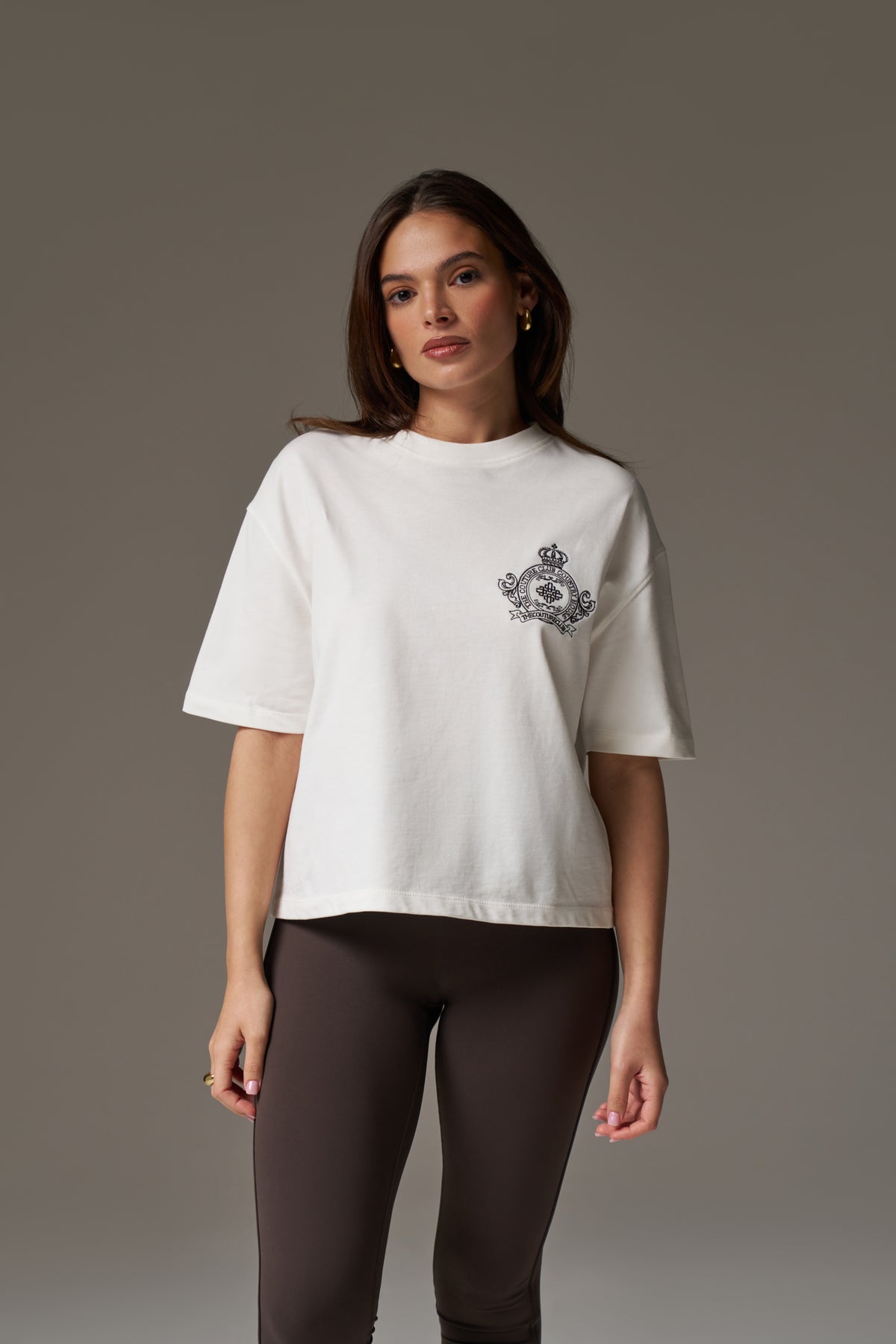 EMBROIDERED CREST T-SHIRT - OFF WHITE