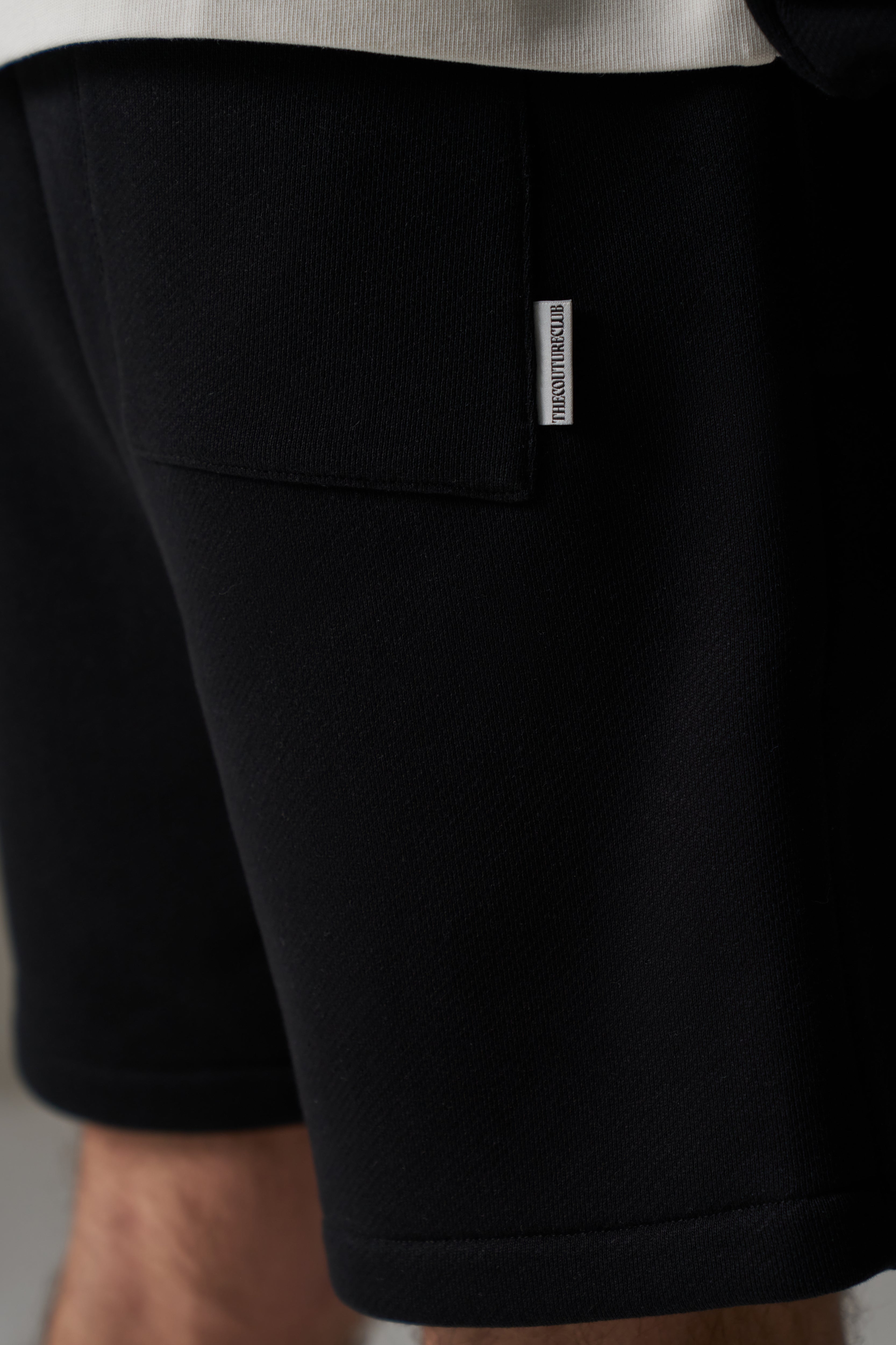 LAUNDERED CLASSICS SHORTS - WASHED BLACK