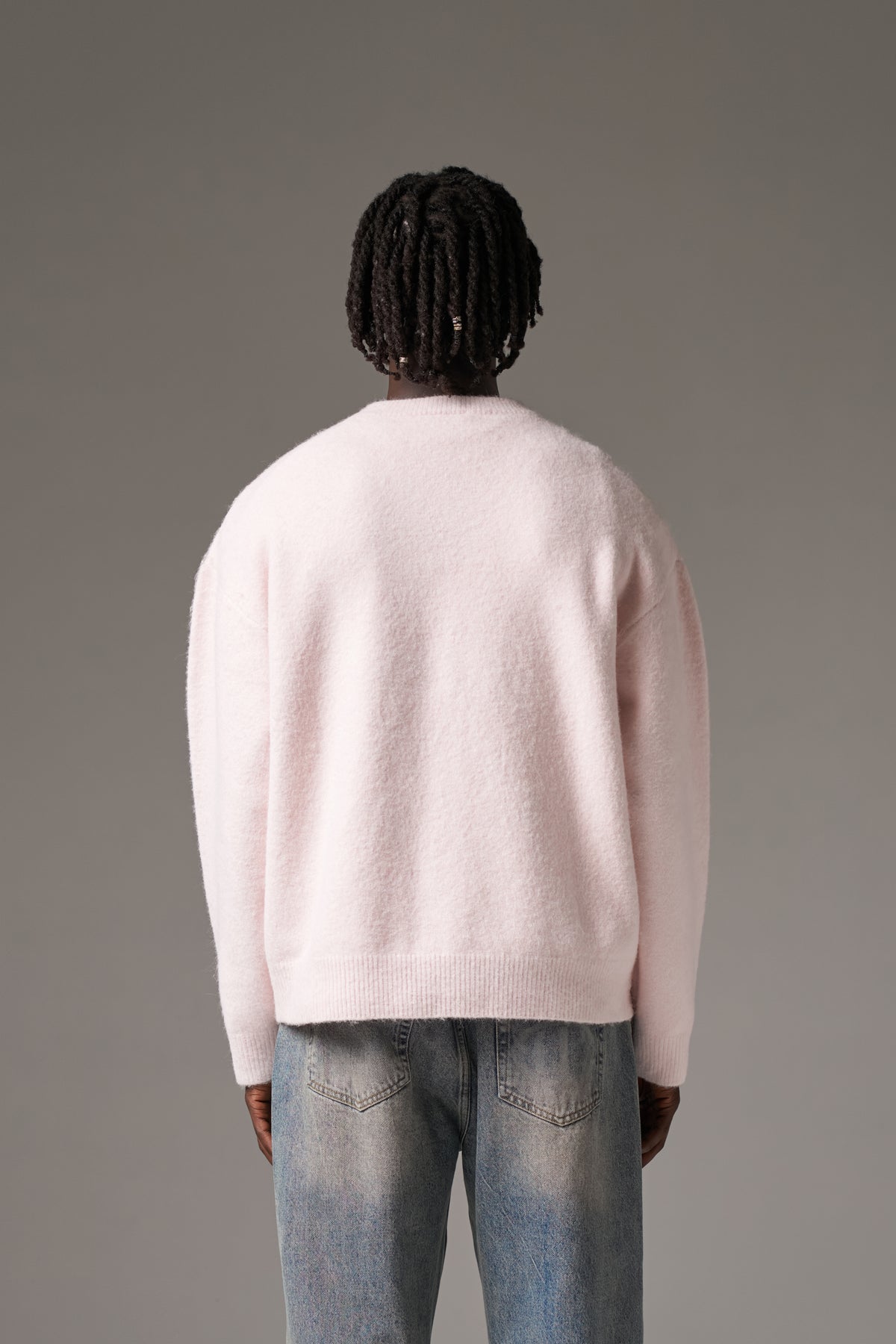 MONOGRAM FLUFFY KNIT CREW - PINK