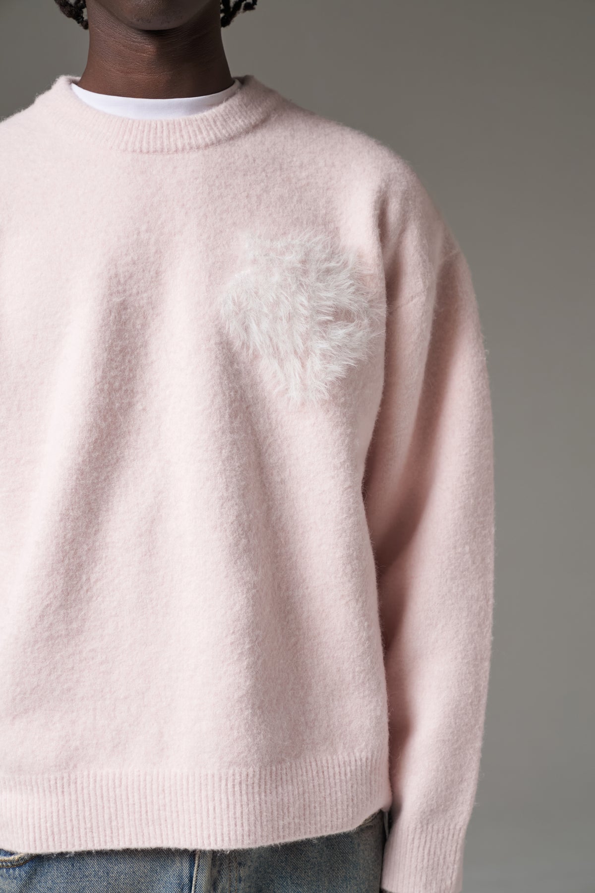 MONOGRAM FLUFFY KNIT CREW - PINK