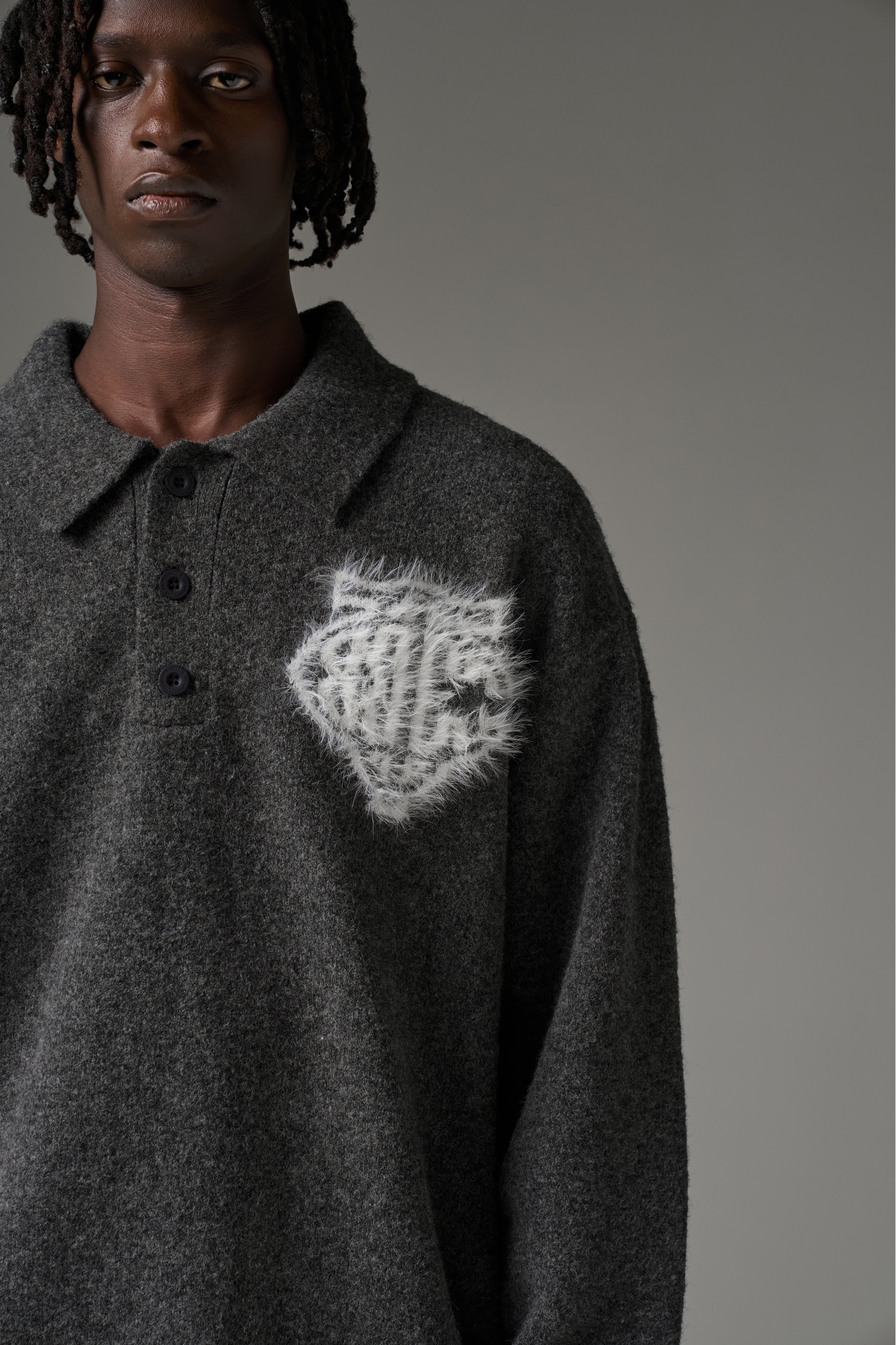 MONOGRAM FLUFFY KNIT POLO - CHARCOAL