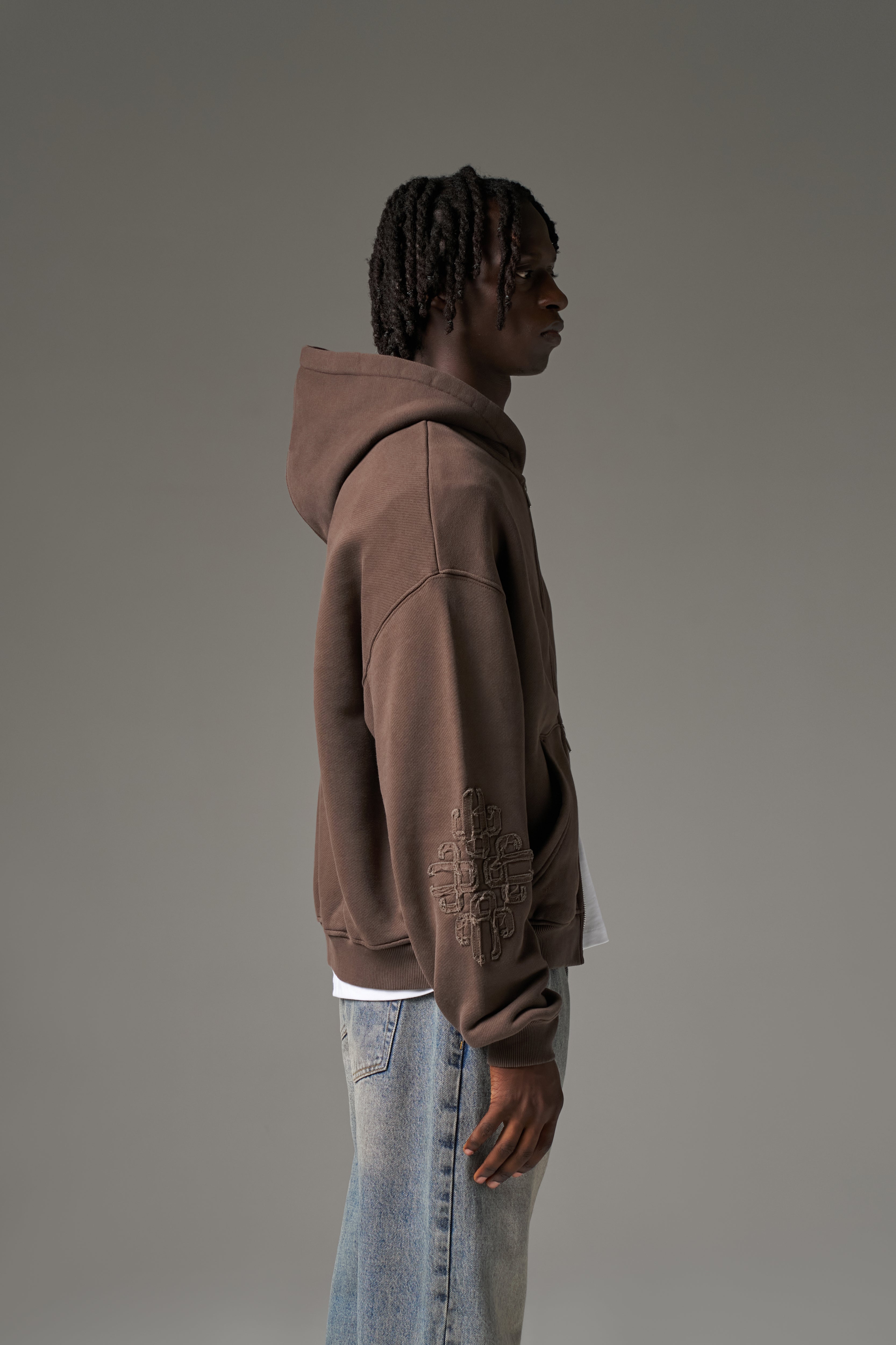 EMBLEM APPLIQUE ZIP THROUGH HOODIE - BROWN