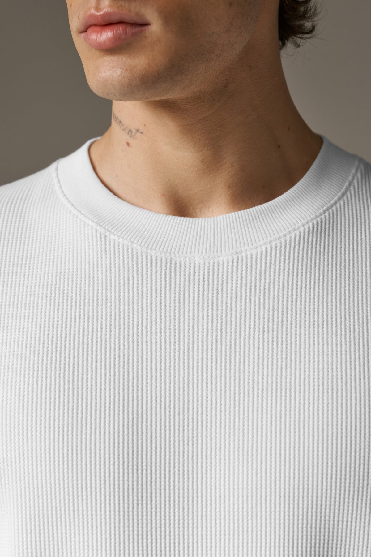 WAFFLE LONG SLEEVE T-SHIRT - WHITE