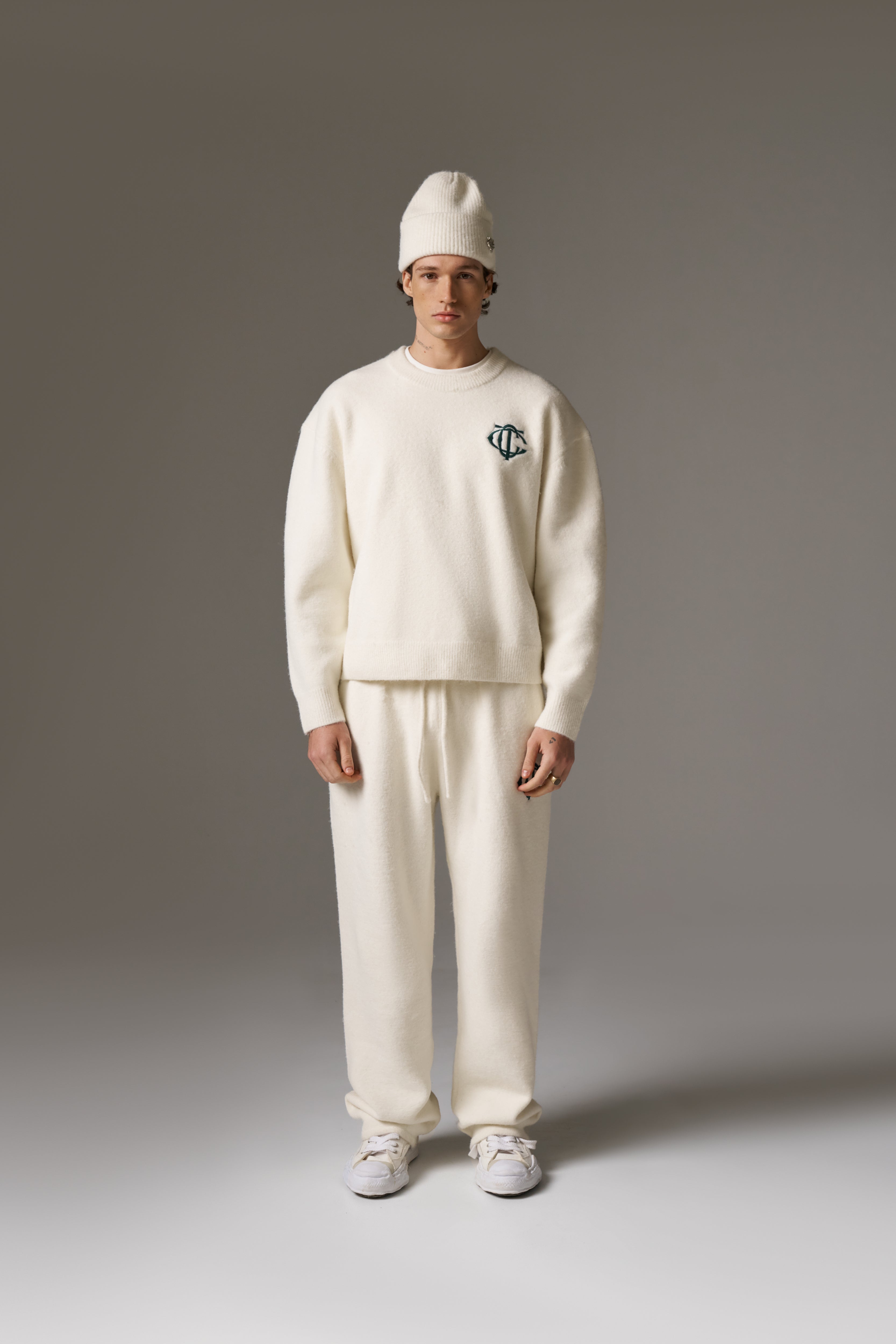 MONOGRAM KNITTED CREW - OFF WHITE