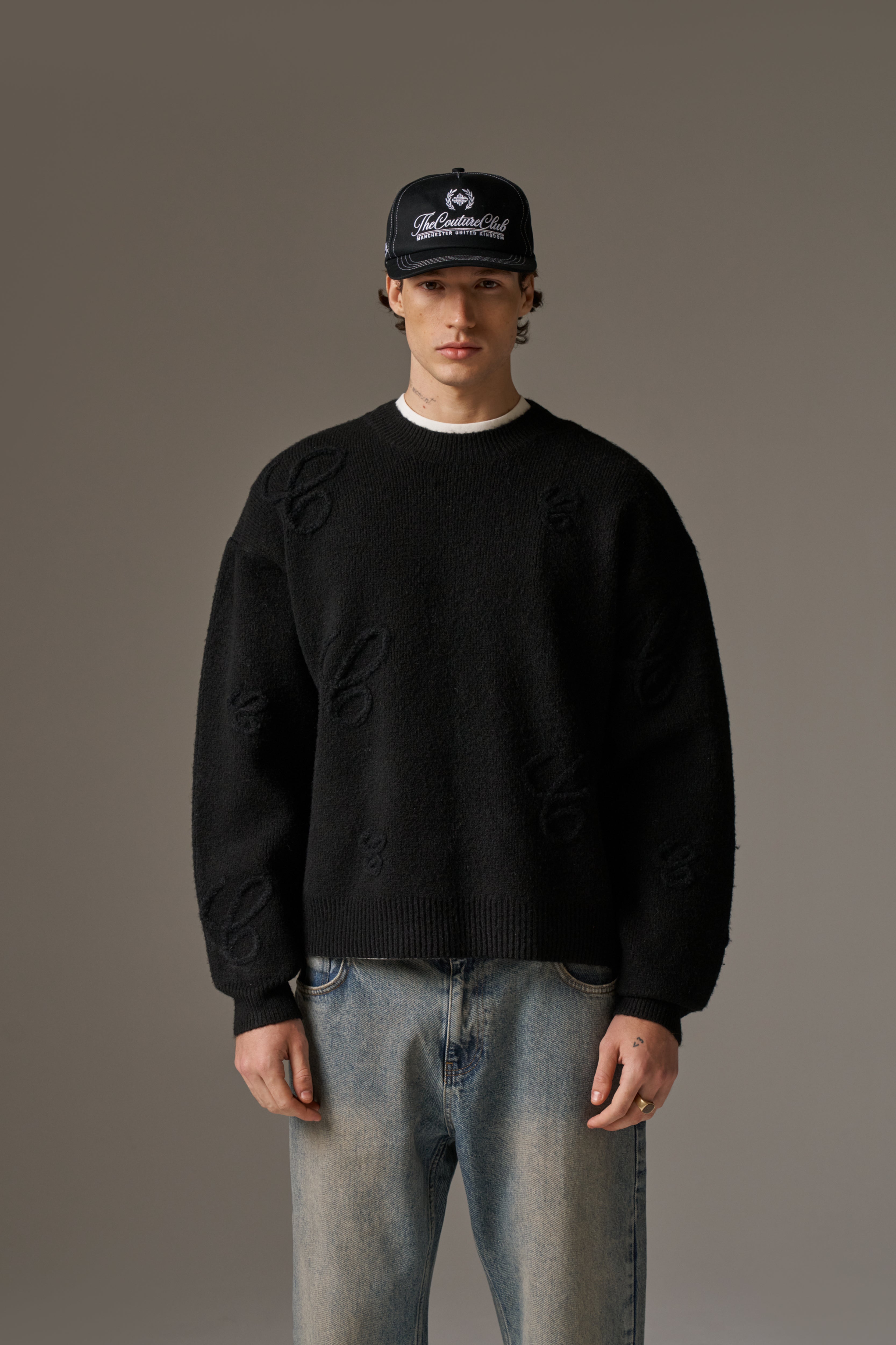 SCRIPT APPLIQUE JUMPER - BLACK | The Couture Club