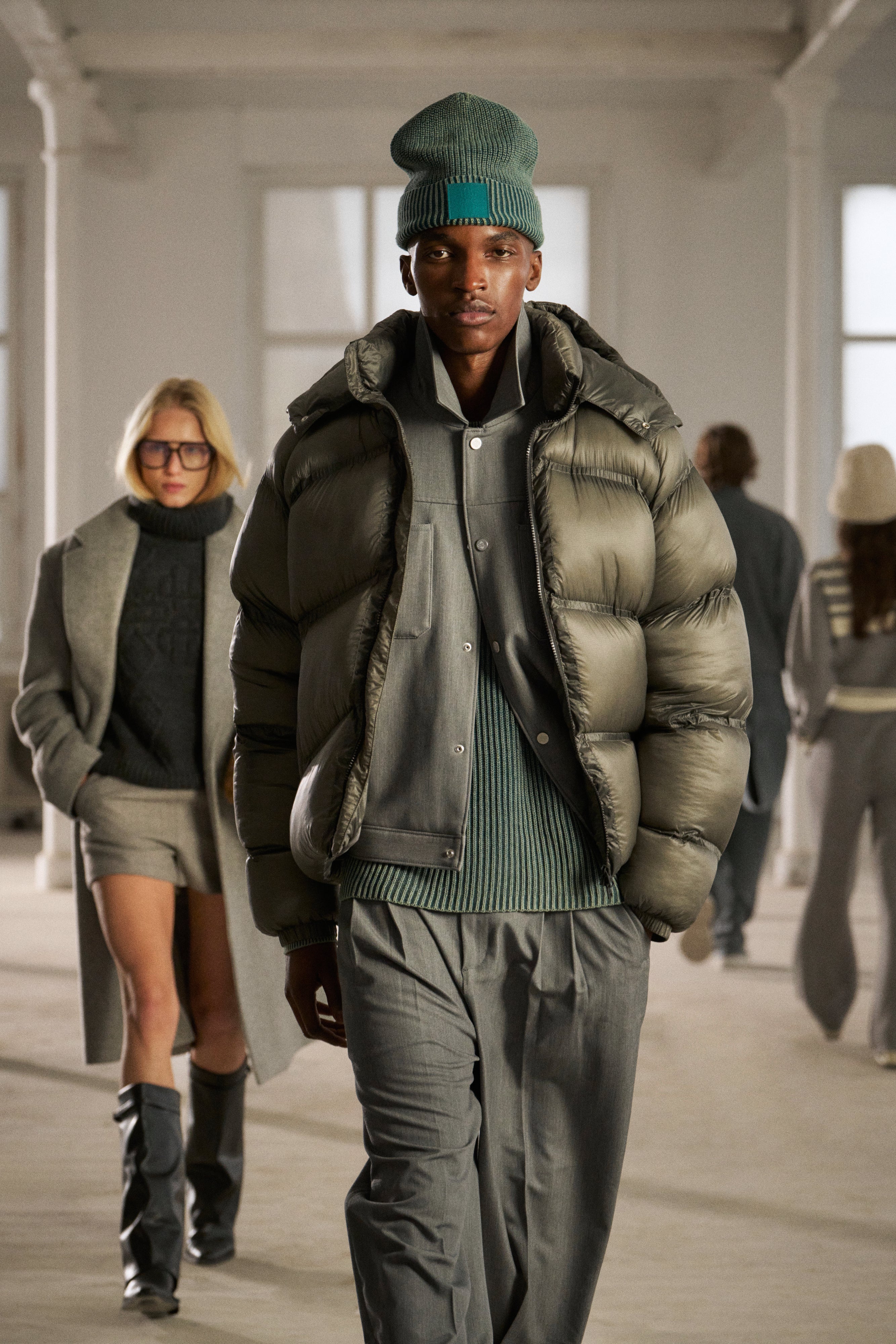 TRANSLUCENT HOODED PUFFER - KHAKI