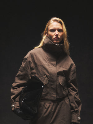 FUNNEL NECK SHELL JACKET - BROWN