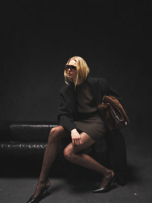 EMBLEM EMBROIDERED KNIT SKIRT - BROWN