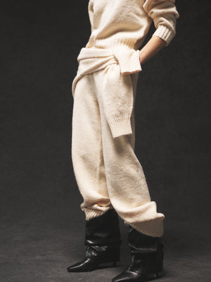 EMBLEM EMBROIDERED KNIT JOGGERS - BUTTERMILK