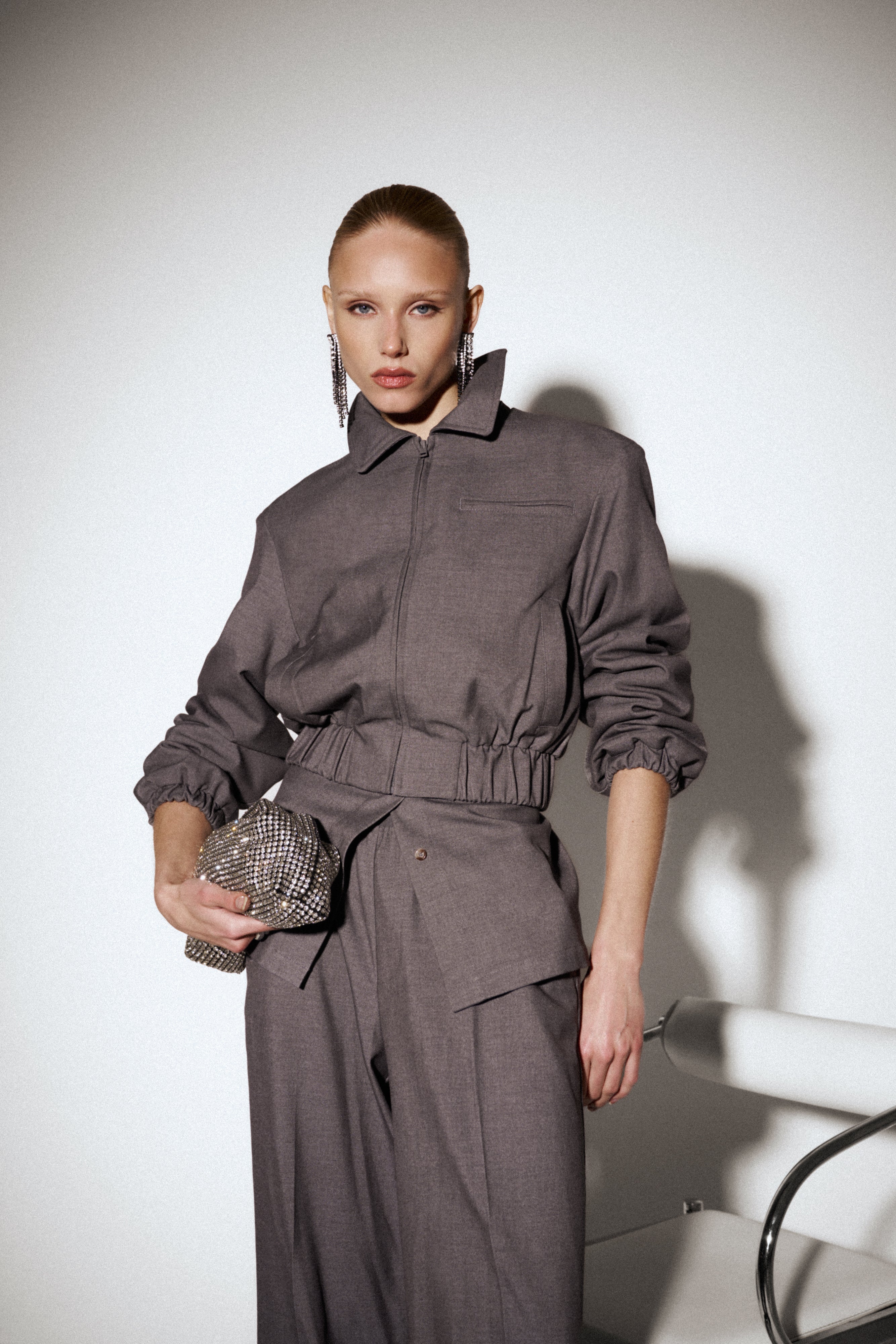 TAILORED SHOULDER PADDED BOMBER JACKET - GREY