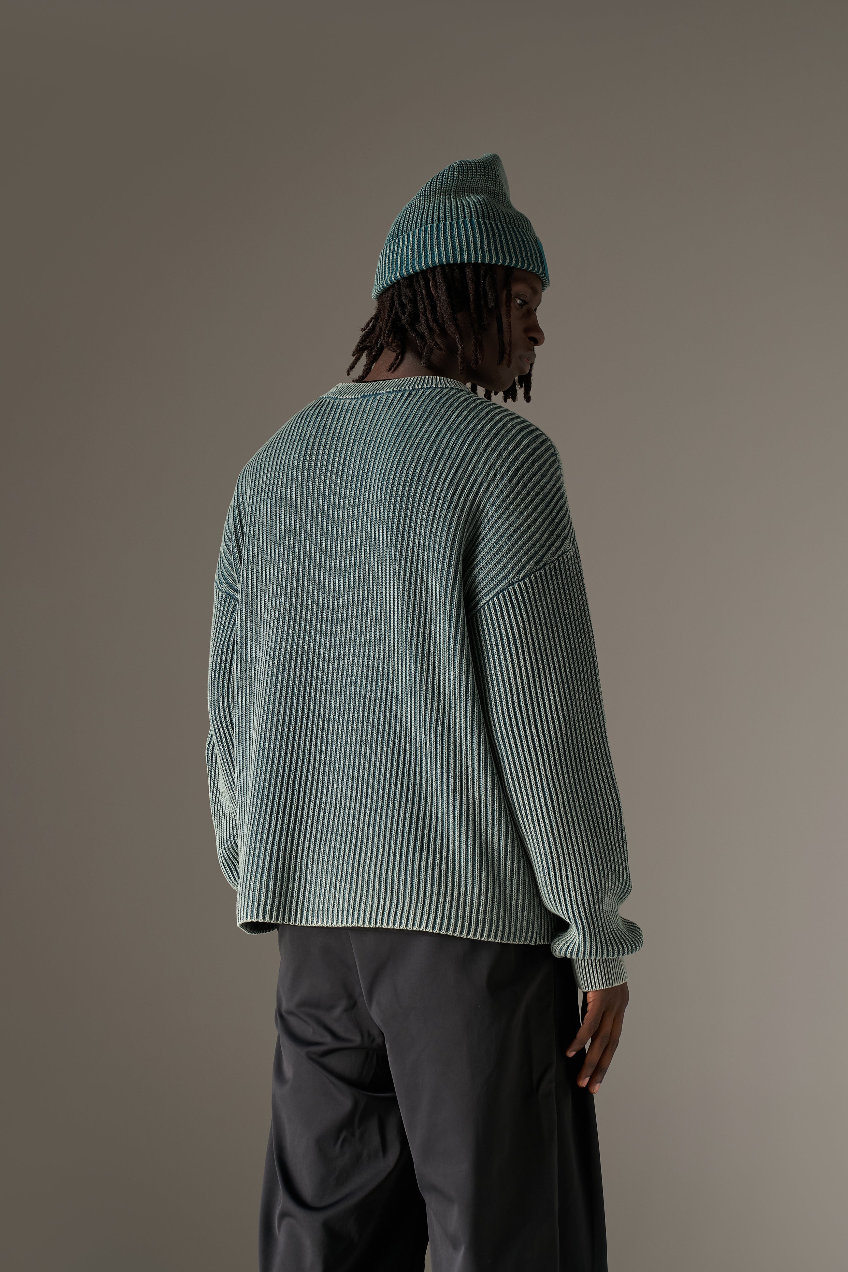HEAVY WASHED RIBBED KNIT CREW - TEAL