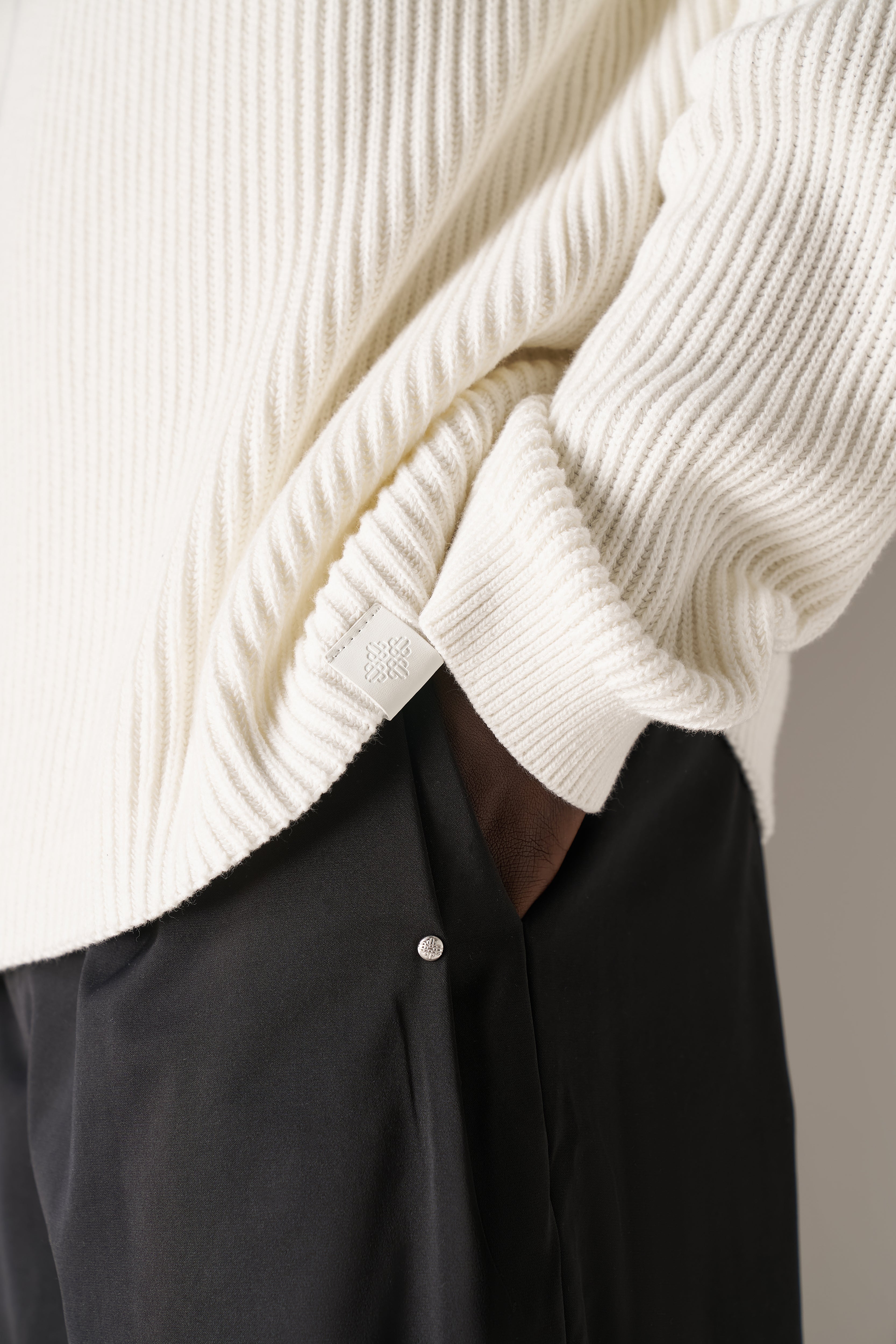 HEAVY WASHED RIB KNIT POLO - OFF WHITE