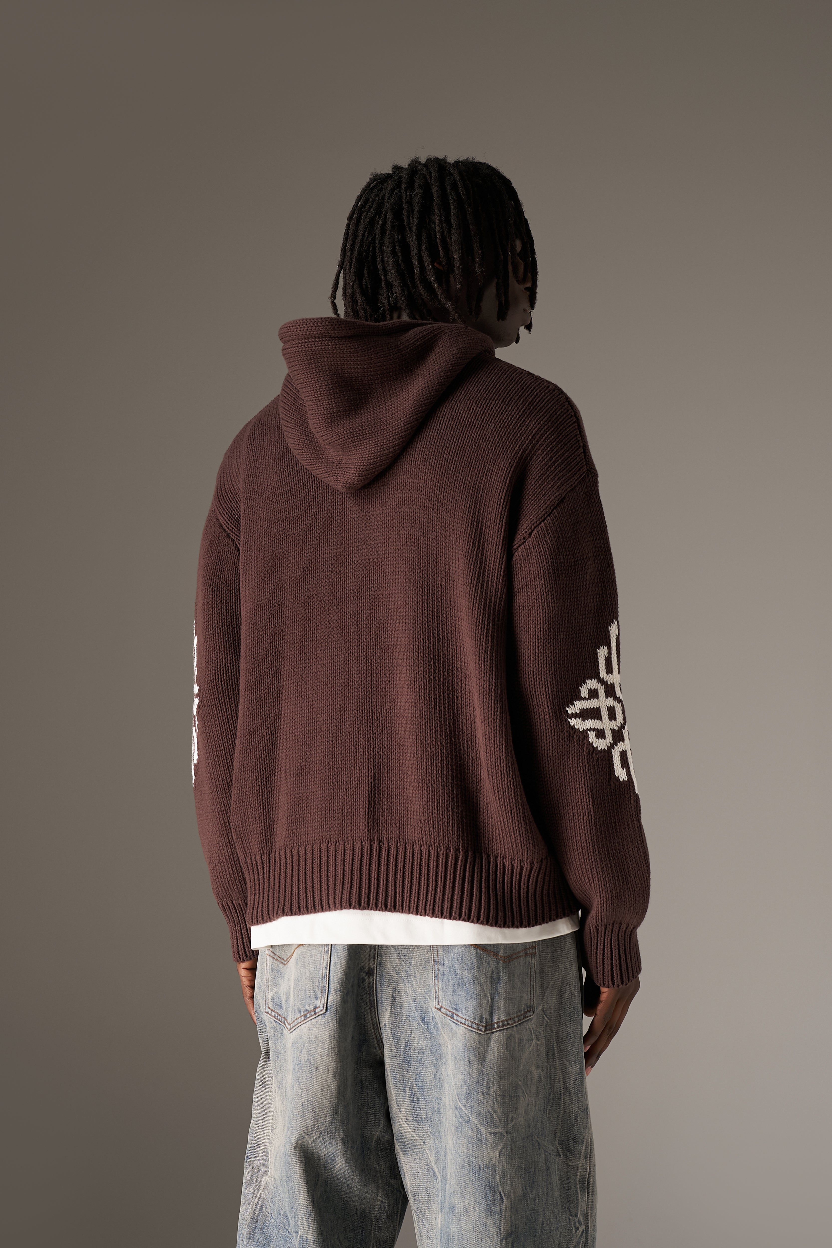 CHUNKY KNIT EMBLEM ZIP THROUGH HOODIE - CHOCOLATE