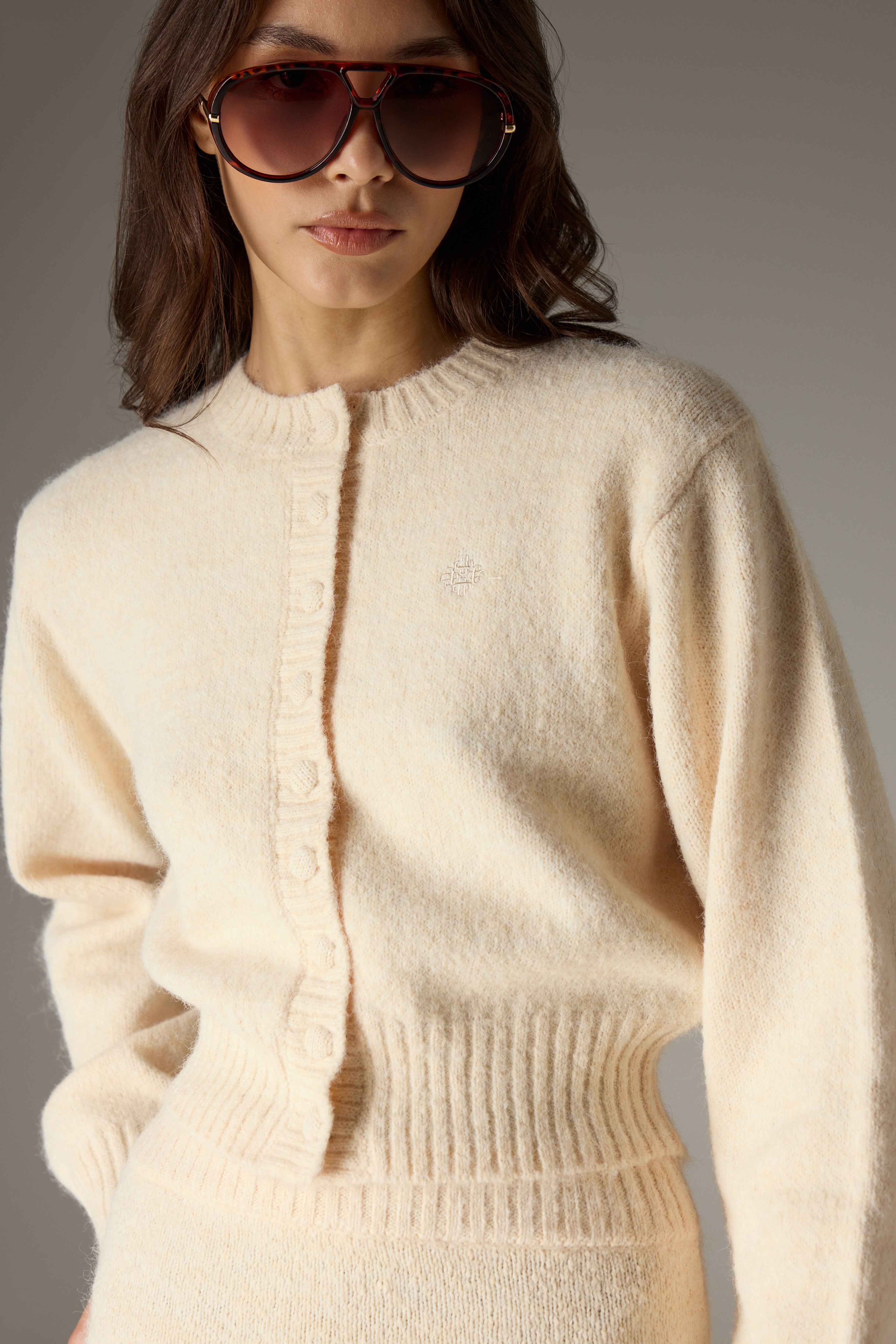 EMBLEM EMBROIDERED KNIT CROP CARDIGAN - BUTTERMILK