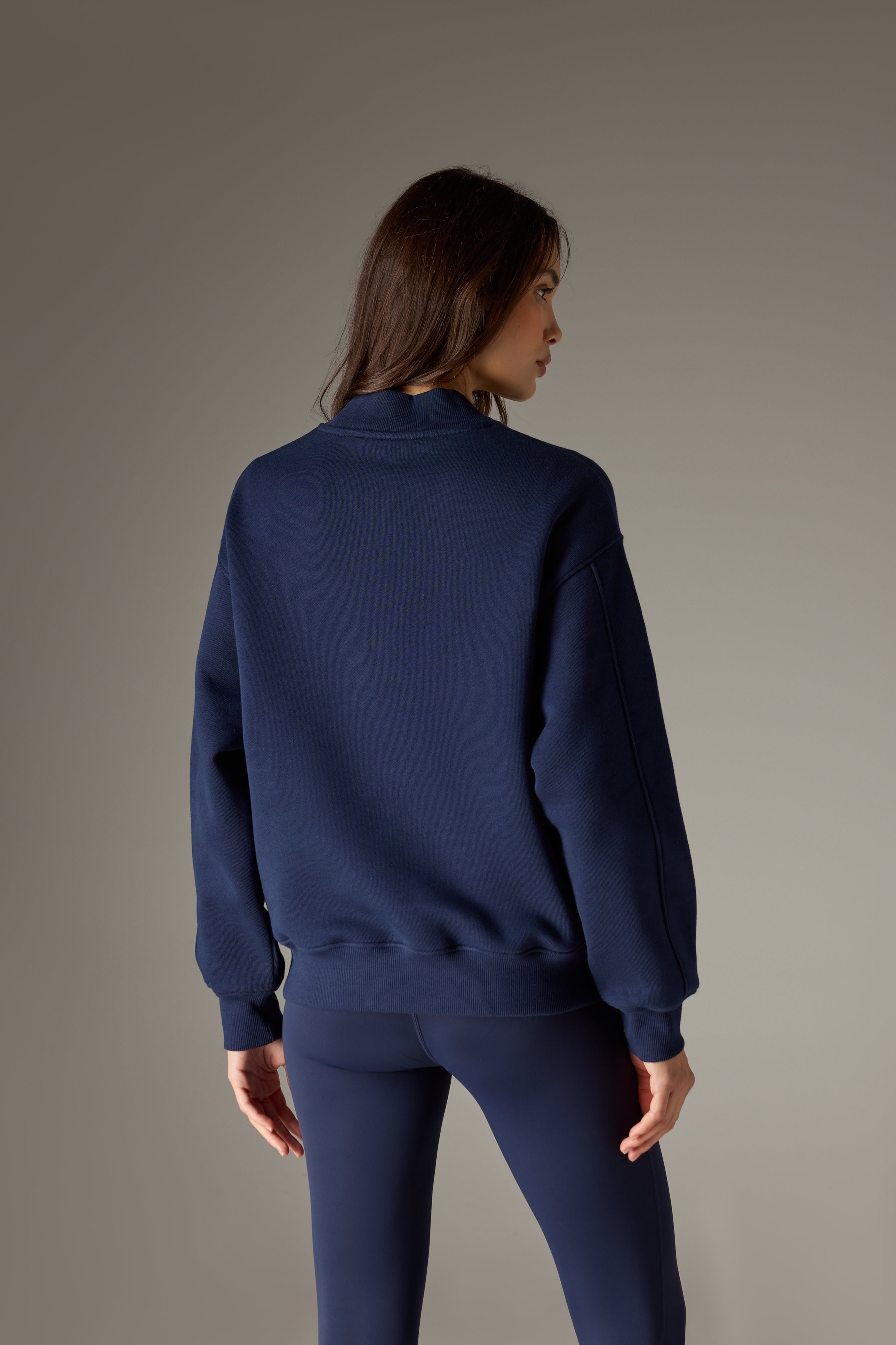 CHENILLE EMBLEM MOCK NECK CREW - DARK NAVY