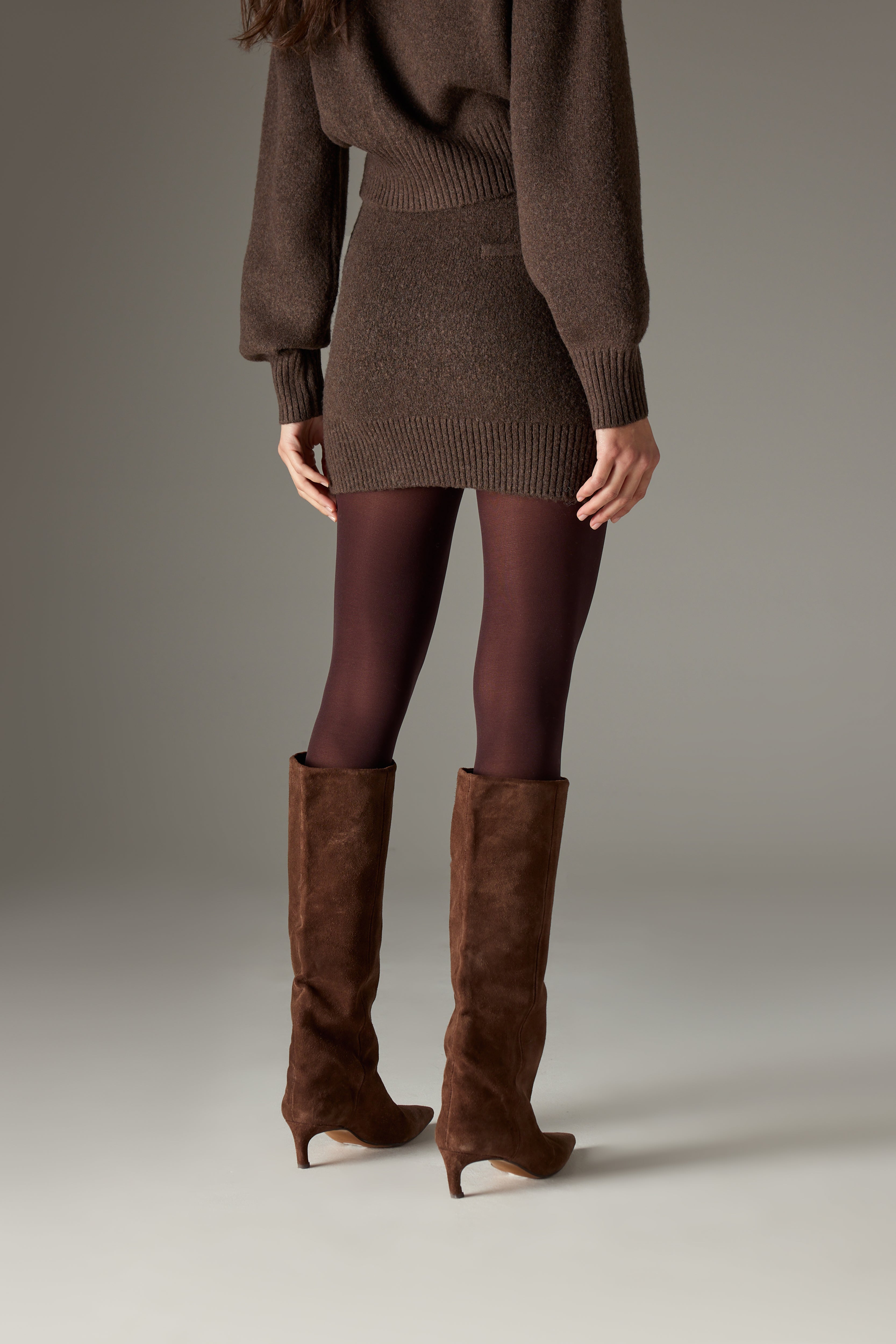 EMBLEM EMBROIDERED KNIT SKIRT - BROWN