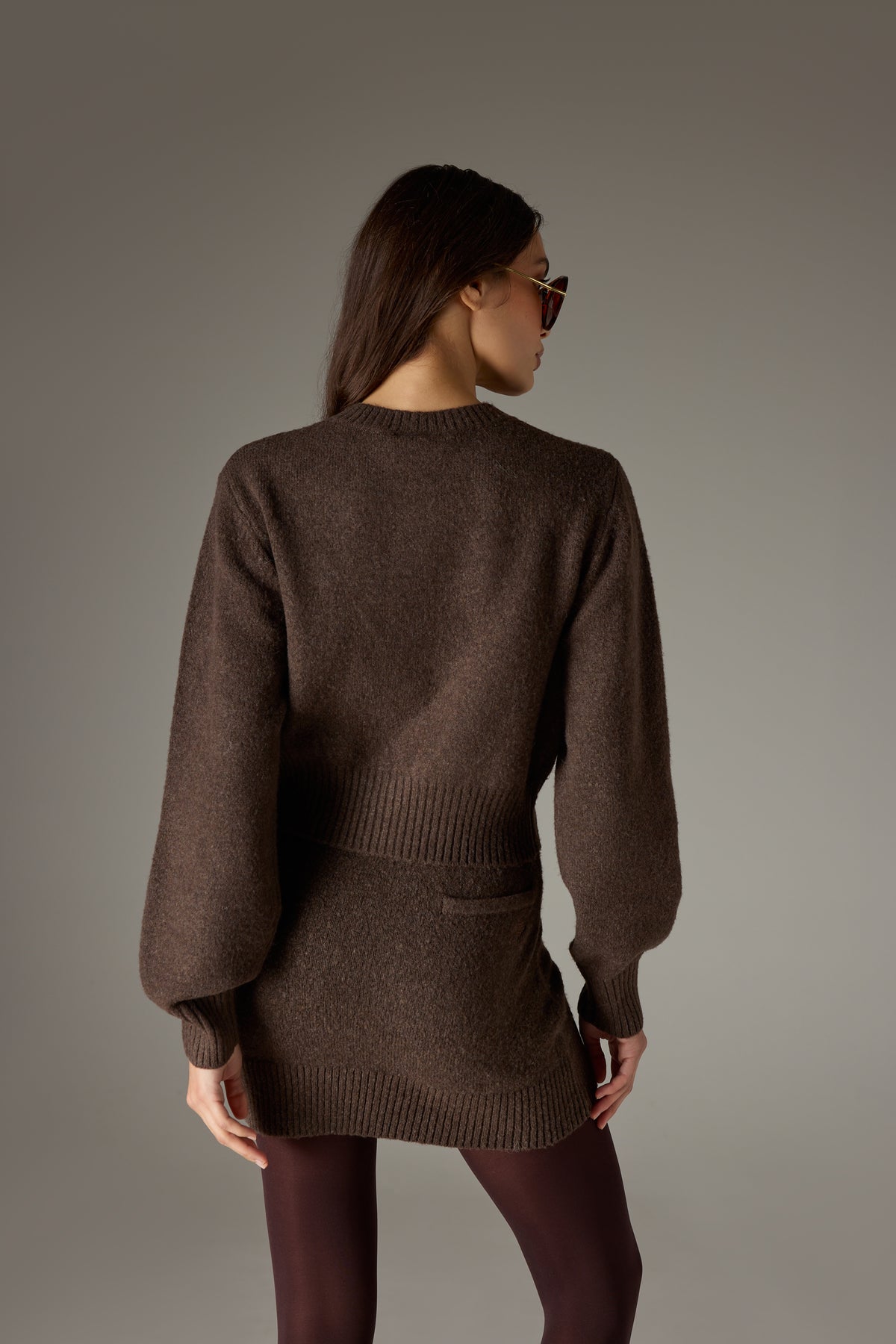 EMBLEM EMBROIDERED KNIT CROP CARDIGAN - BROWN