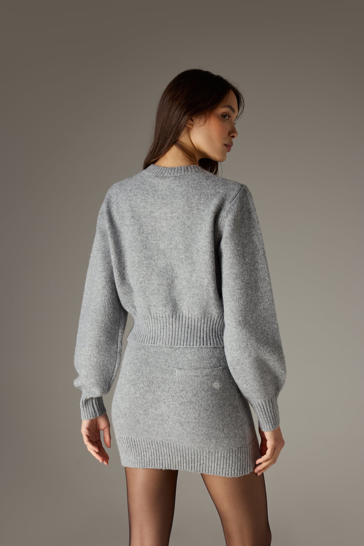 EMBLEM EMBROIDERED KNIT CROP CARDIGAN - GREY MARL