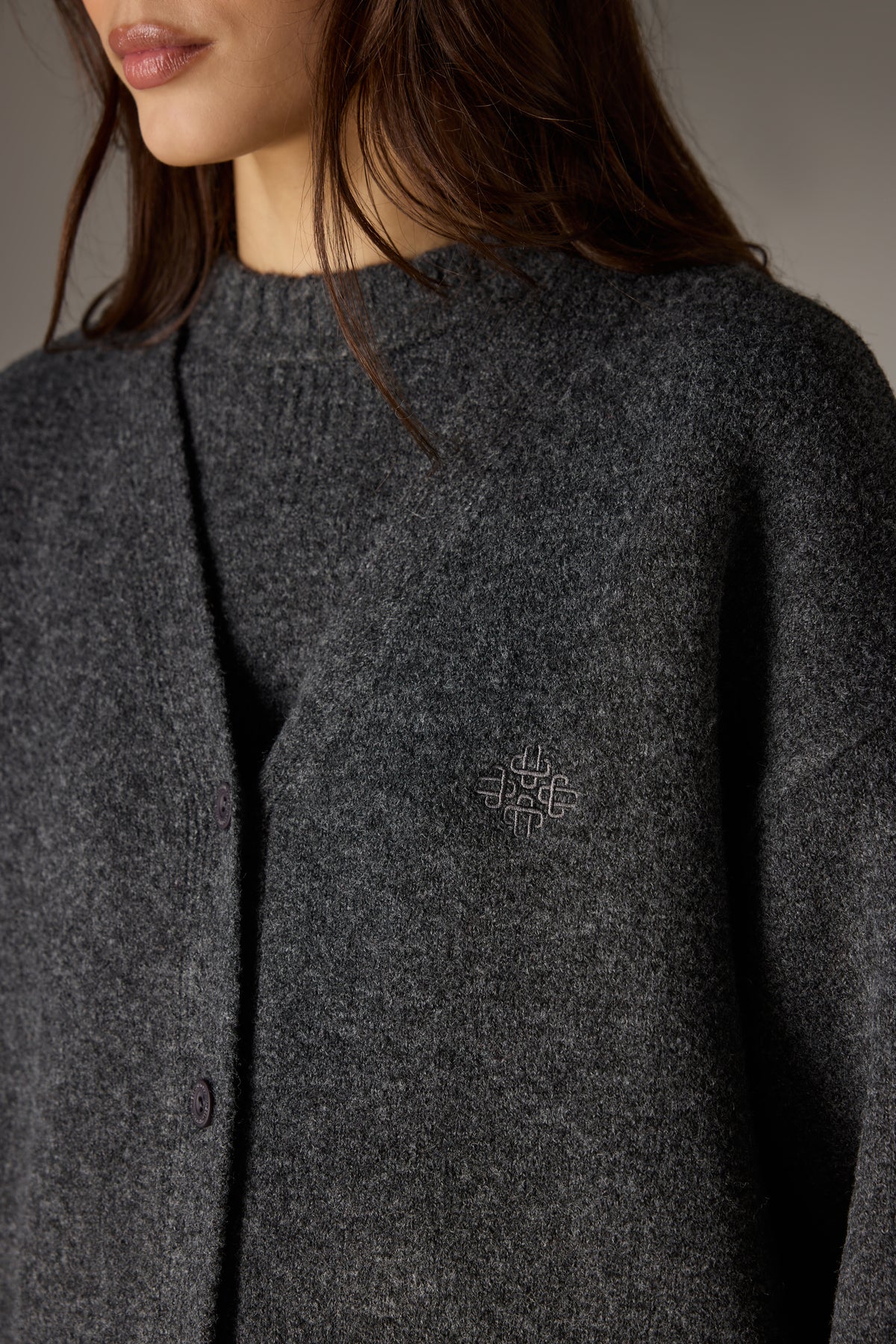 FLUFFY KNIT EMBLEM EMBROIDERED CARDIGAN - CHARCOAL