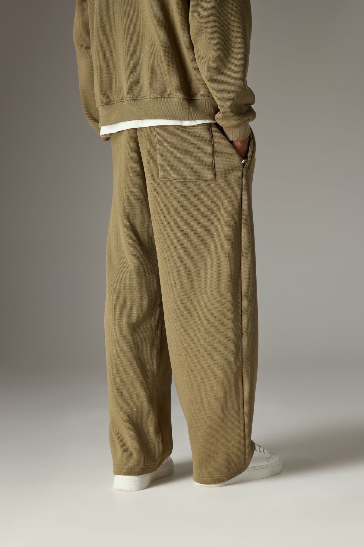 KNIT CONTRAST DRAWCORDS RELAXED JOGGERS - KHAKI