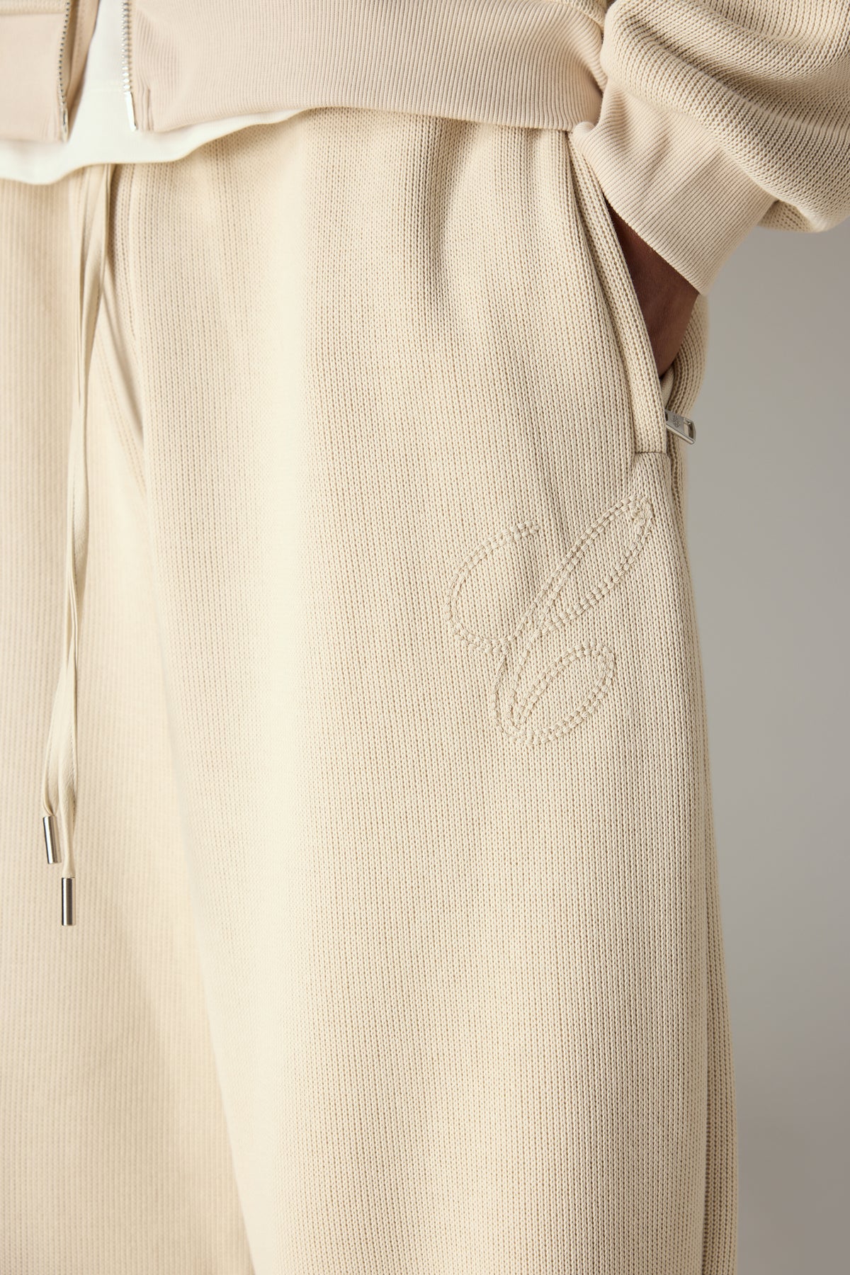 KNIT CONTRAST DRAWCORDS RELAXED JOGGERS - BEIGE