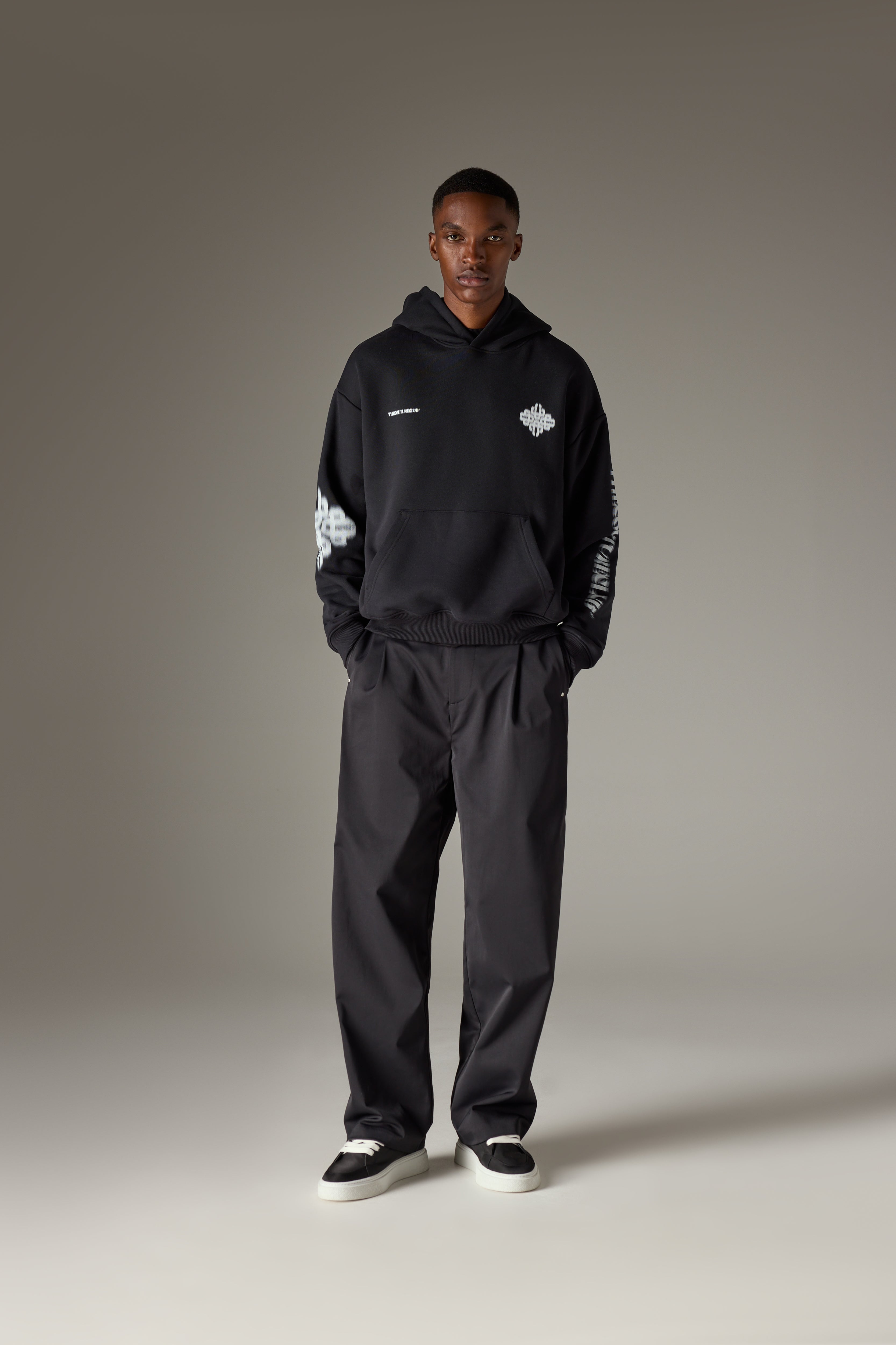 MOTION BLURRED EMBLEM HOODIE - BLACK