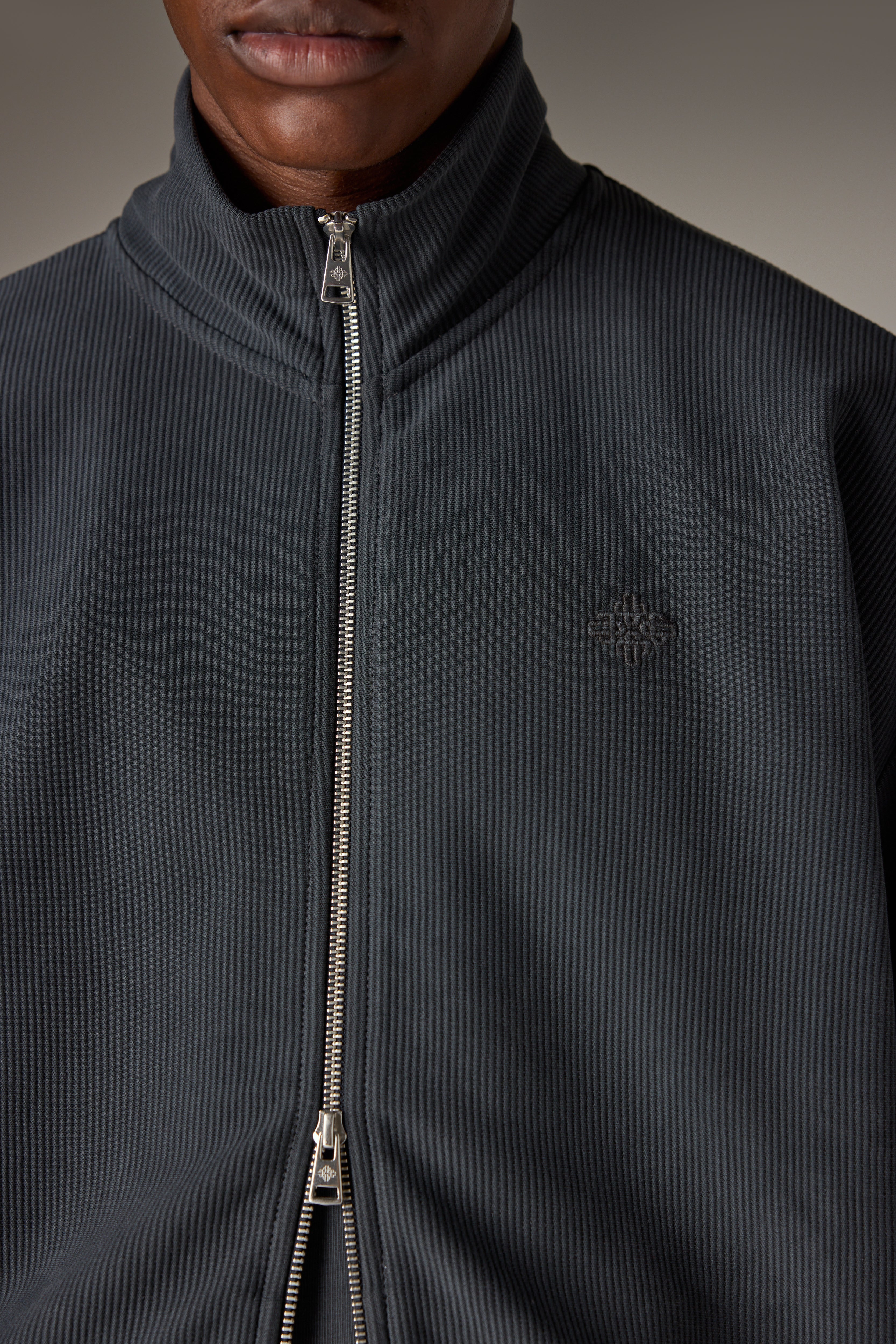 HEAVYWEIGHT WASHED RIBBED ZIP THROUGH FUNNEL NECK - WASHED BLACK