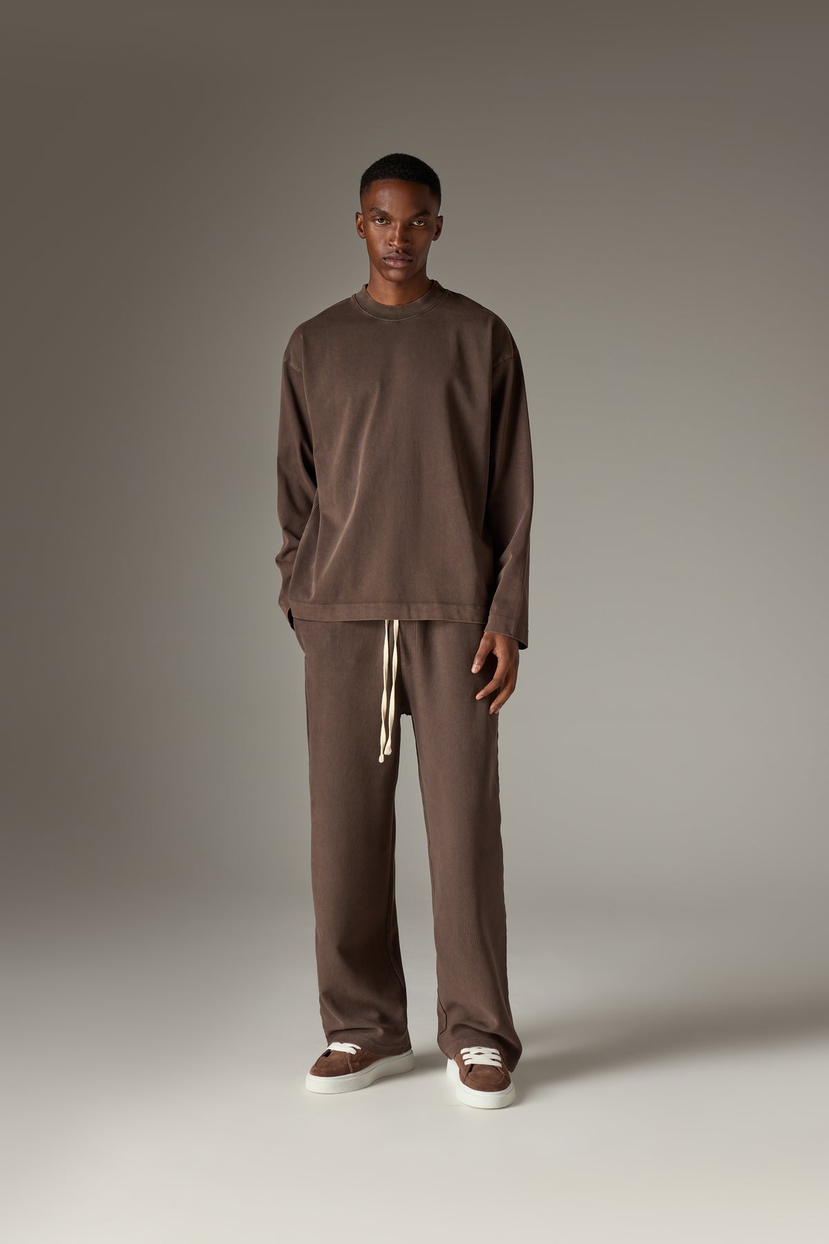 WASHED LONG SLEEVE T-SHIRT - BROWN