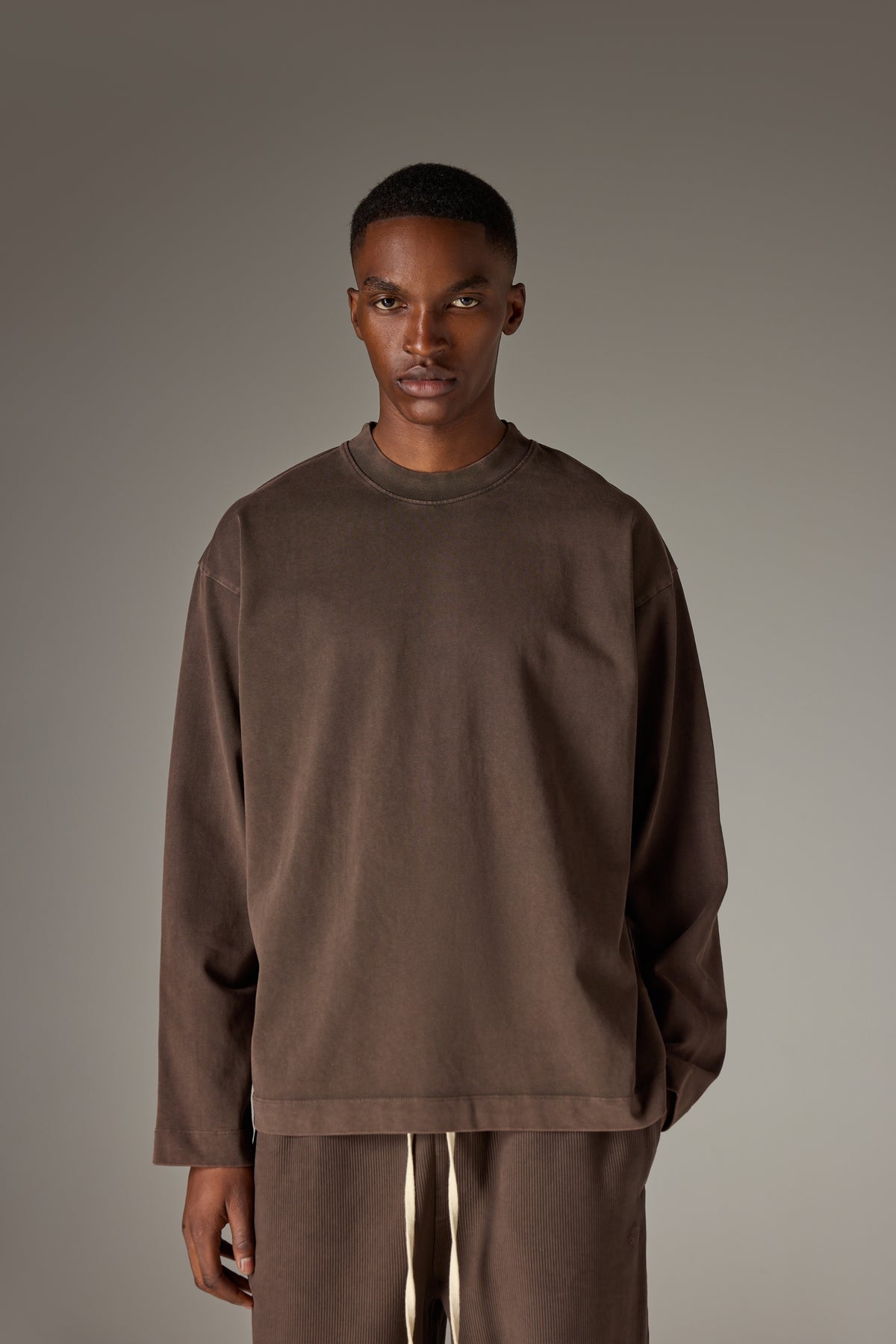 WASHED LONG SLEEVE T-SHIRT - BROWN