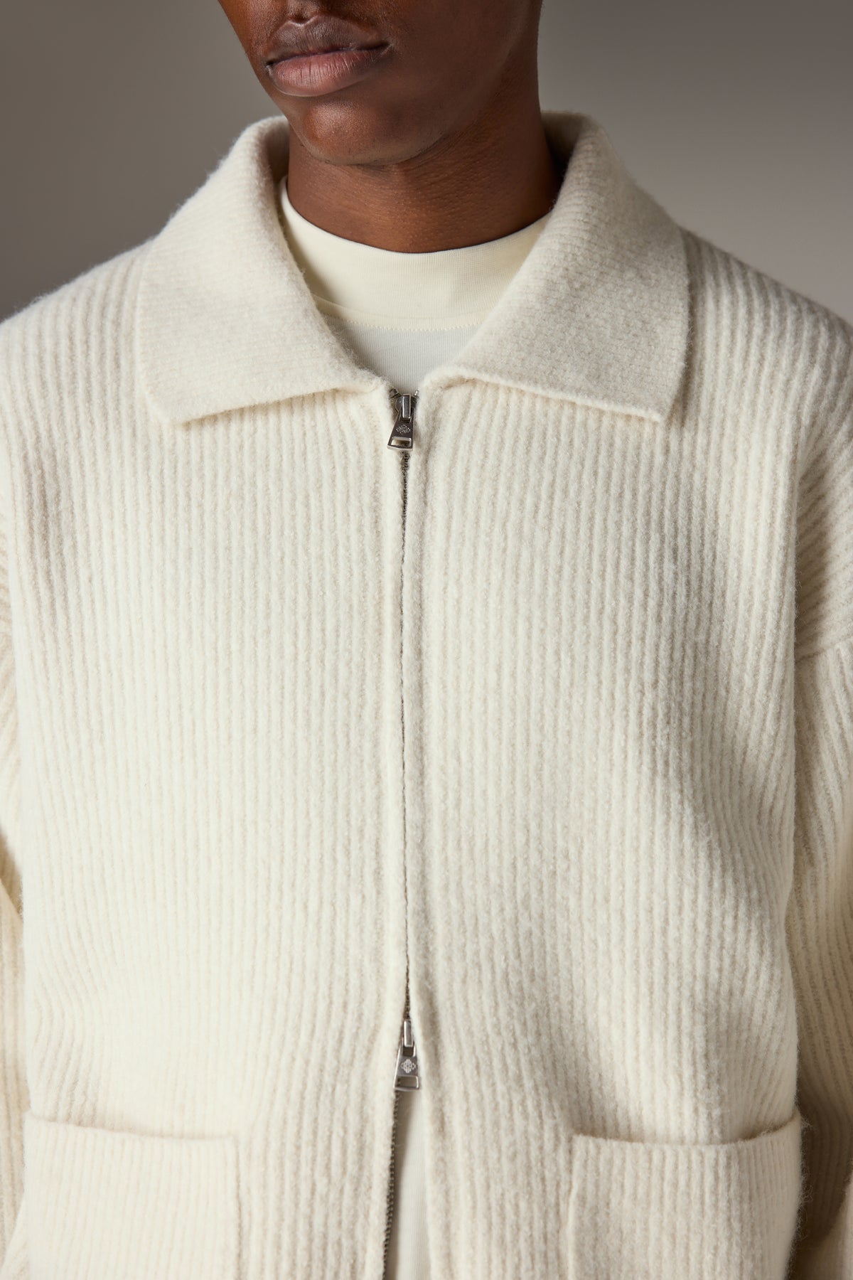 RIBBED KNITTED OVERSIZED ZIP THROUGH - WHITE
