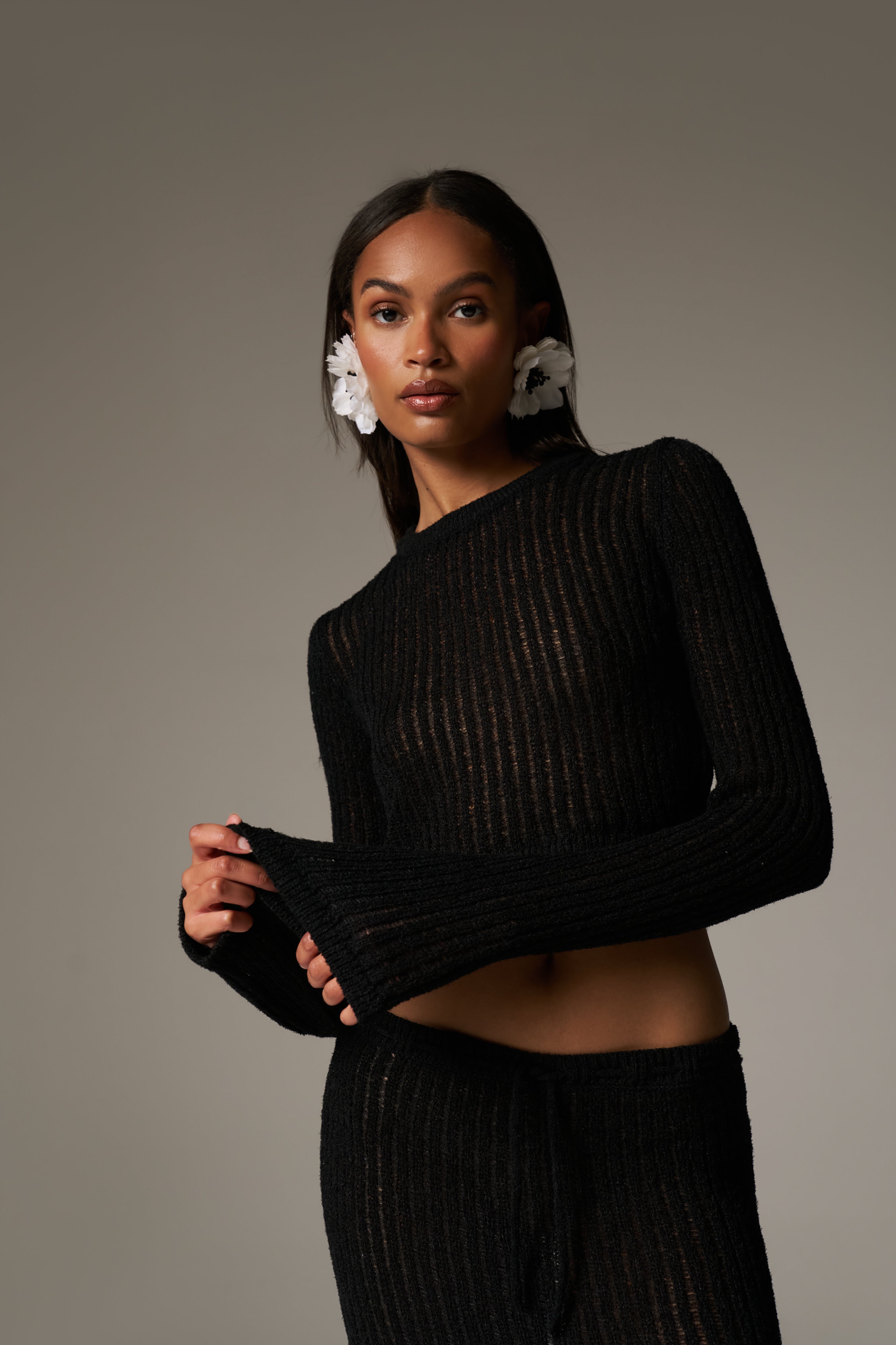 LADDER KNIT LONG SLEEVE TOP - BLACK
