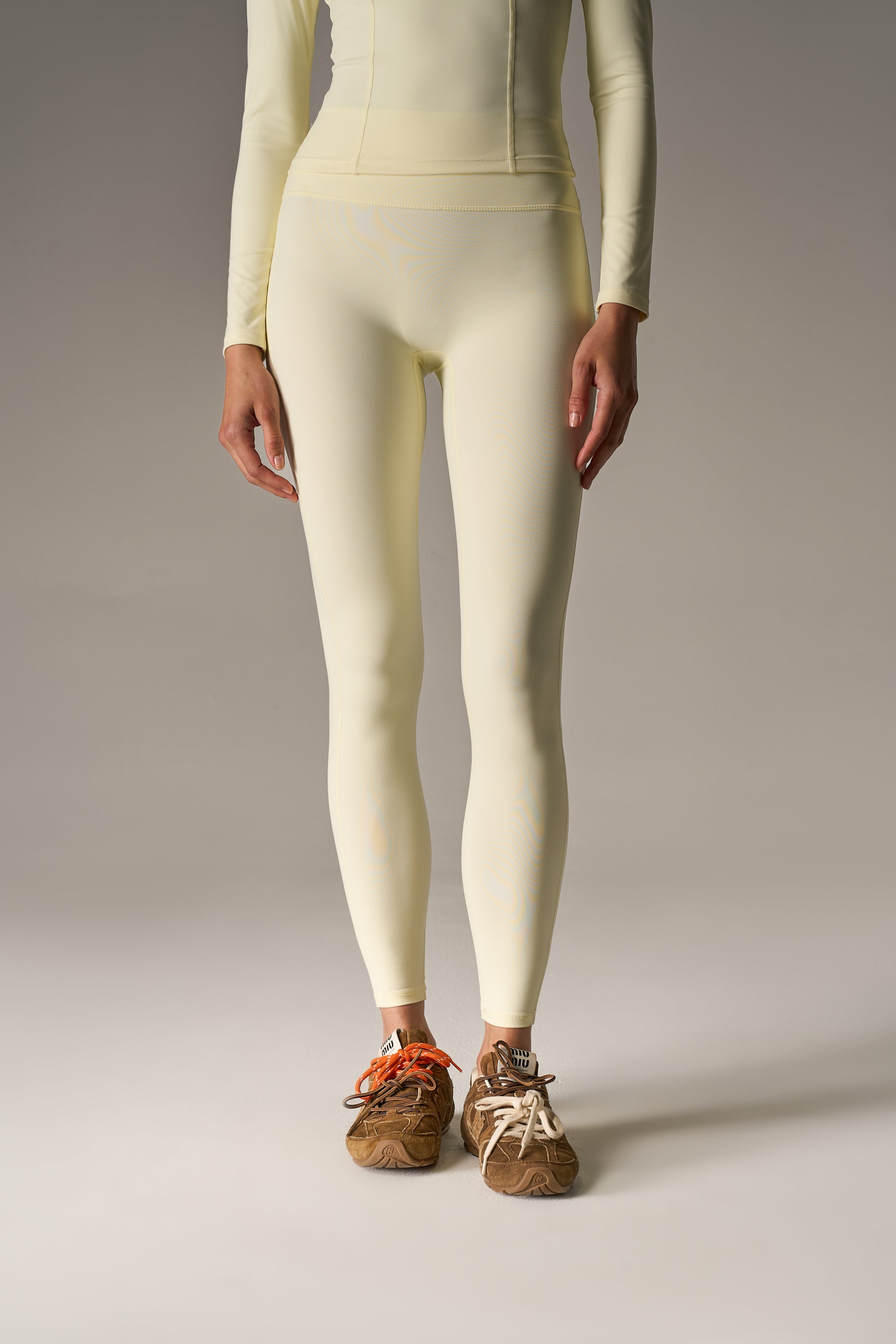 SCULPTING STRETCH EMBLEM LEGGINGS - YELLOW