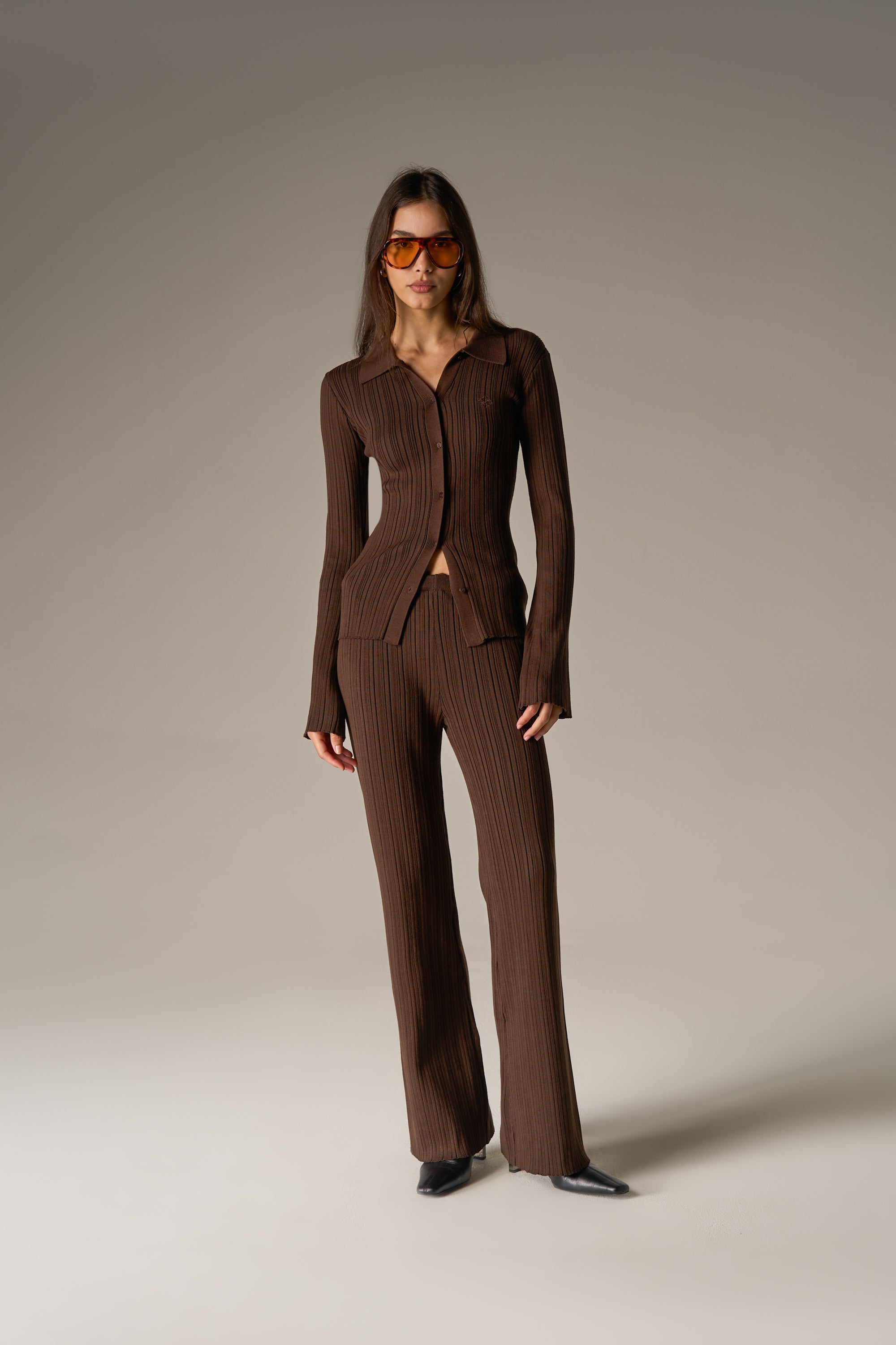 RIBBED KNITTED LONG SLEEVE TOP - CHOCOLATE