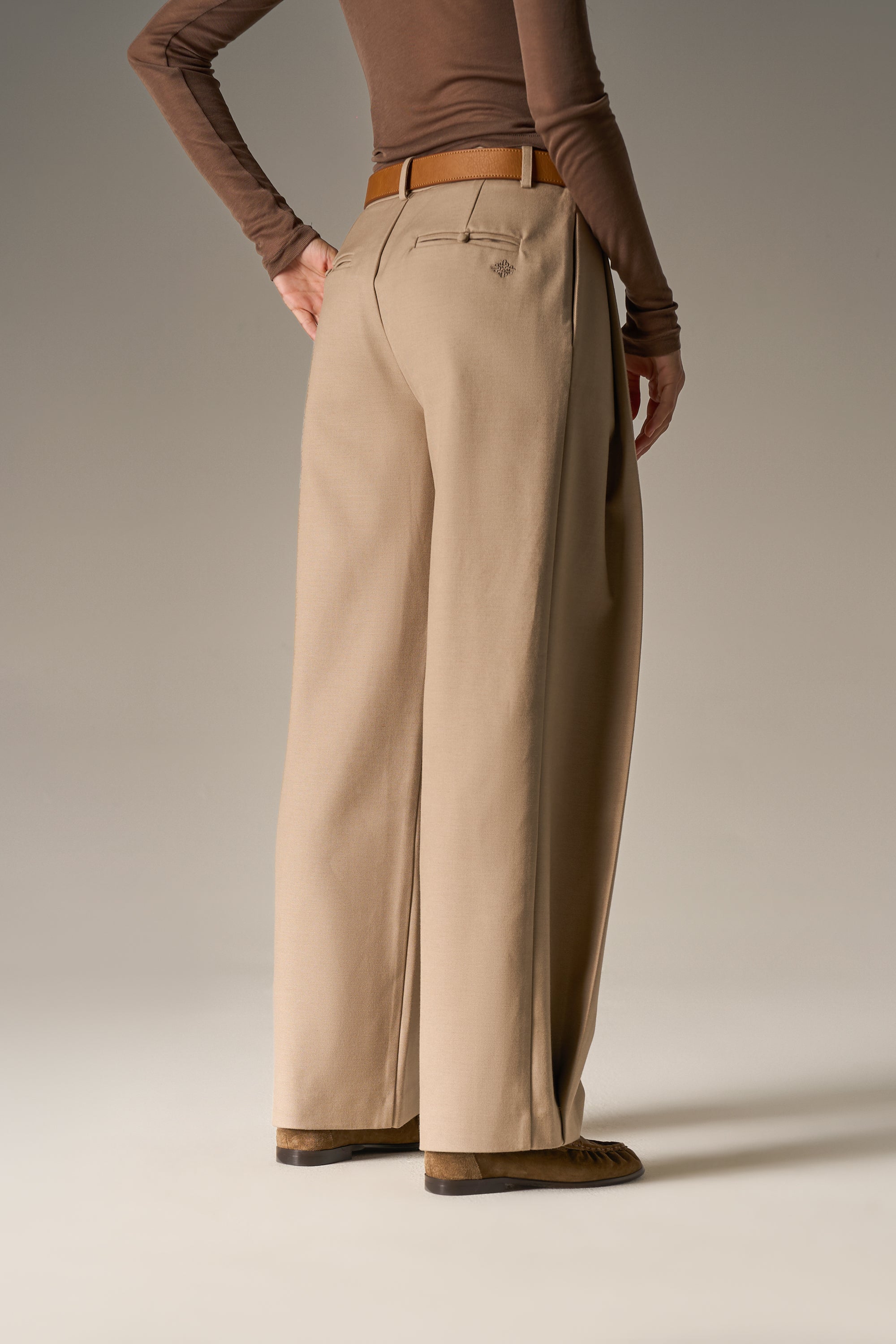 SIDE PLEAT WIDE LEG TAILORED TROUSERS - BEIGE