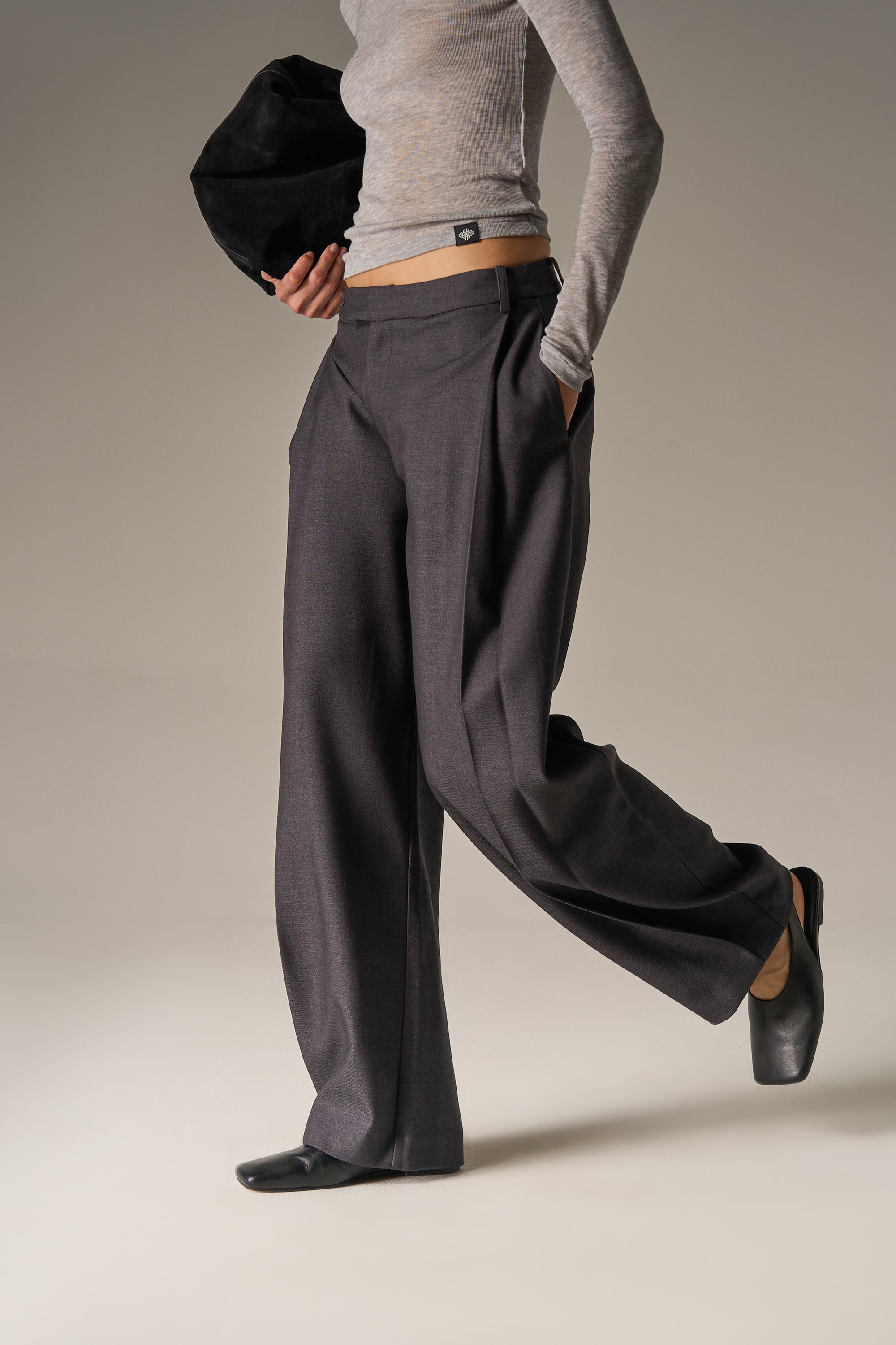 SIDE PLEAT WIDE LEG TAILORED TROUSERS - GREY