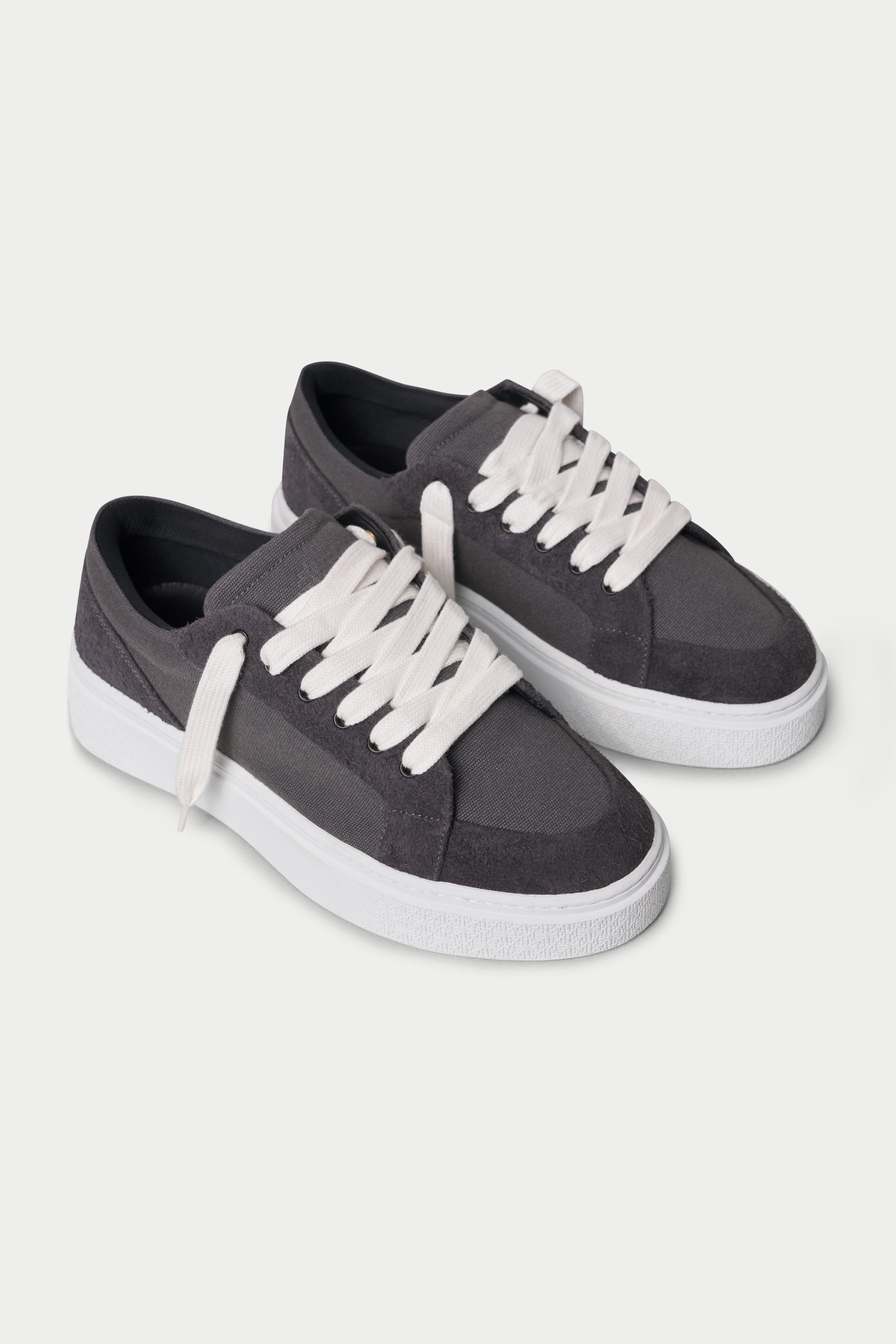 AXIS SNEAKER - DARK GREY