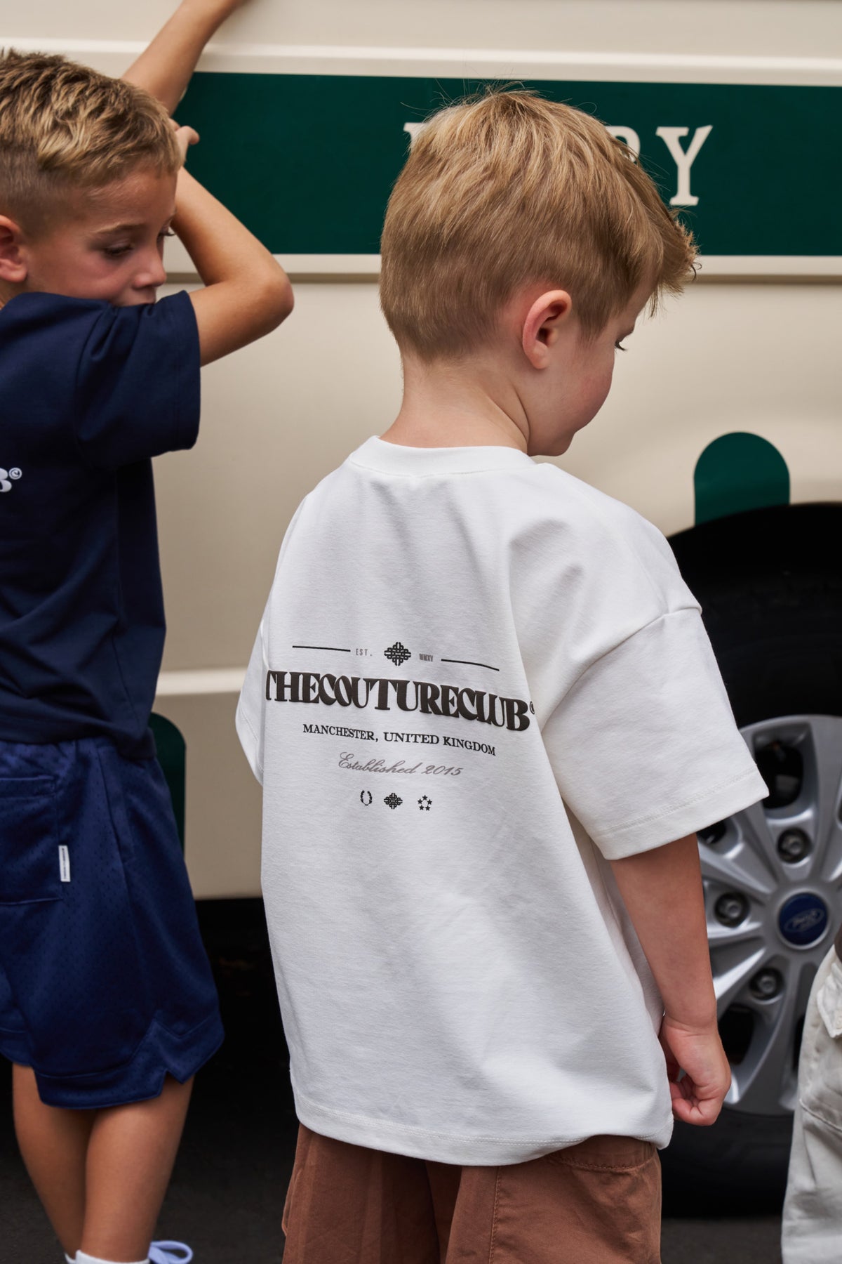 JUNIOR COPYRIGHT GRAPHIC T-SHIRT - OFF WHITE