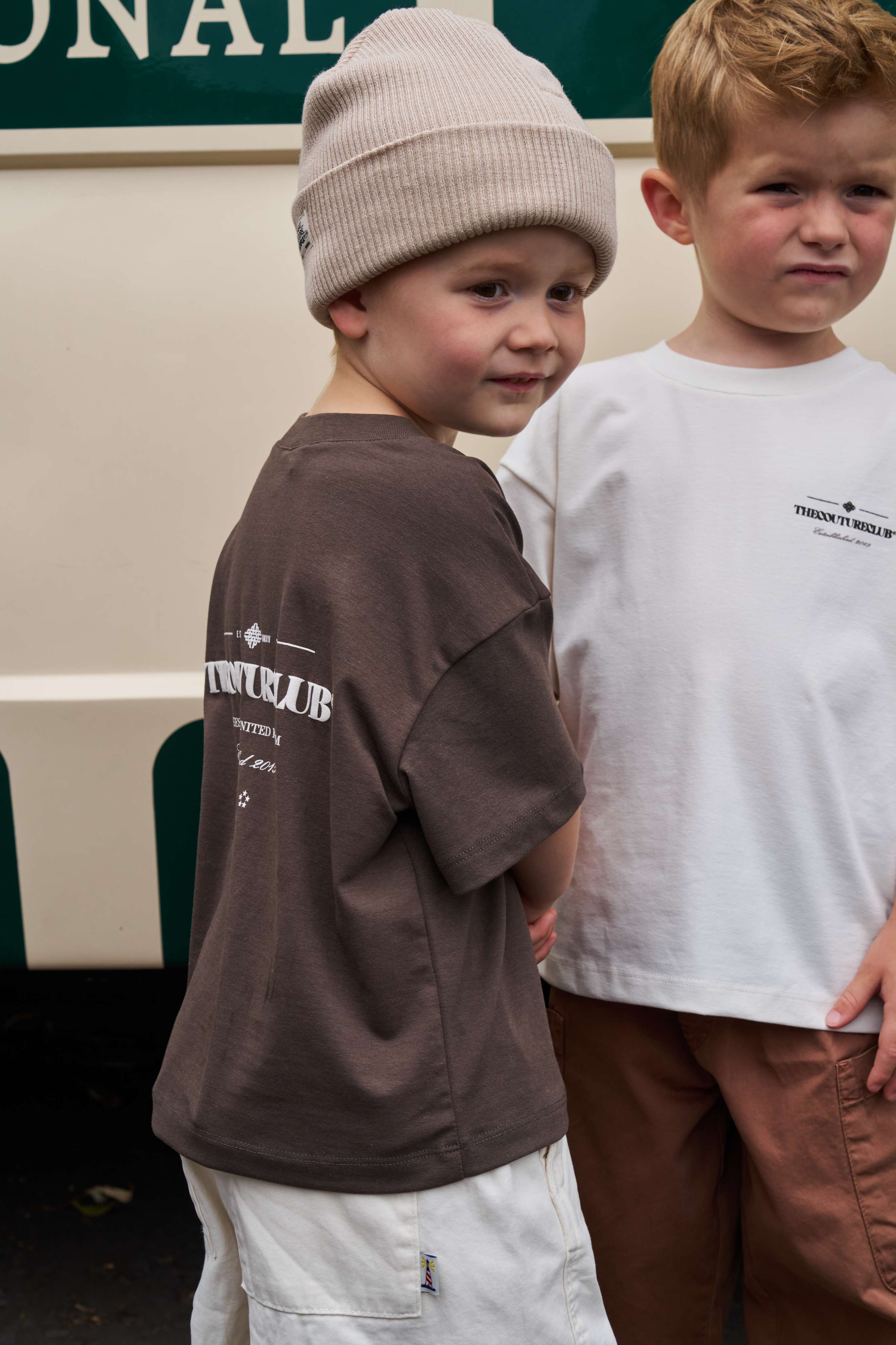 KIDS COPYRIGHT MULTI GRAPHIC T-SHIRT - BROWN